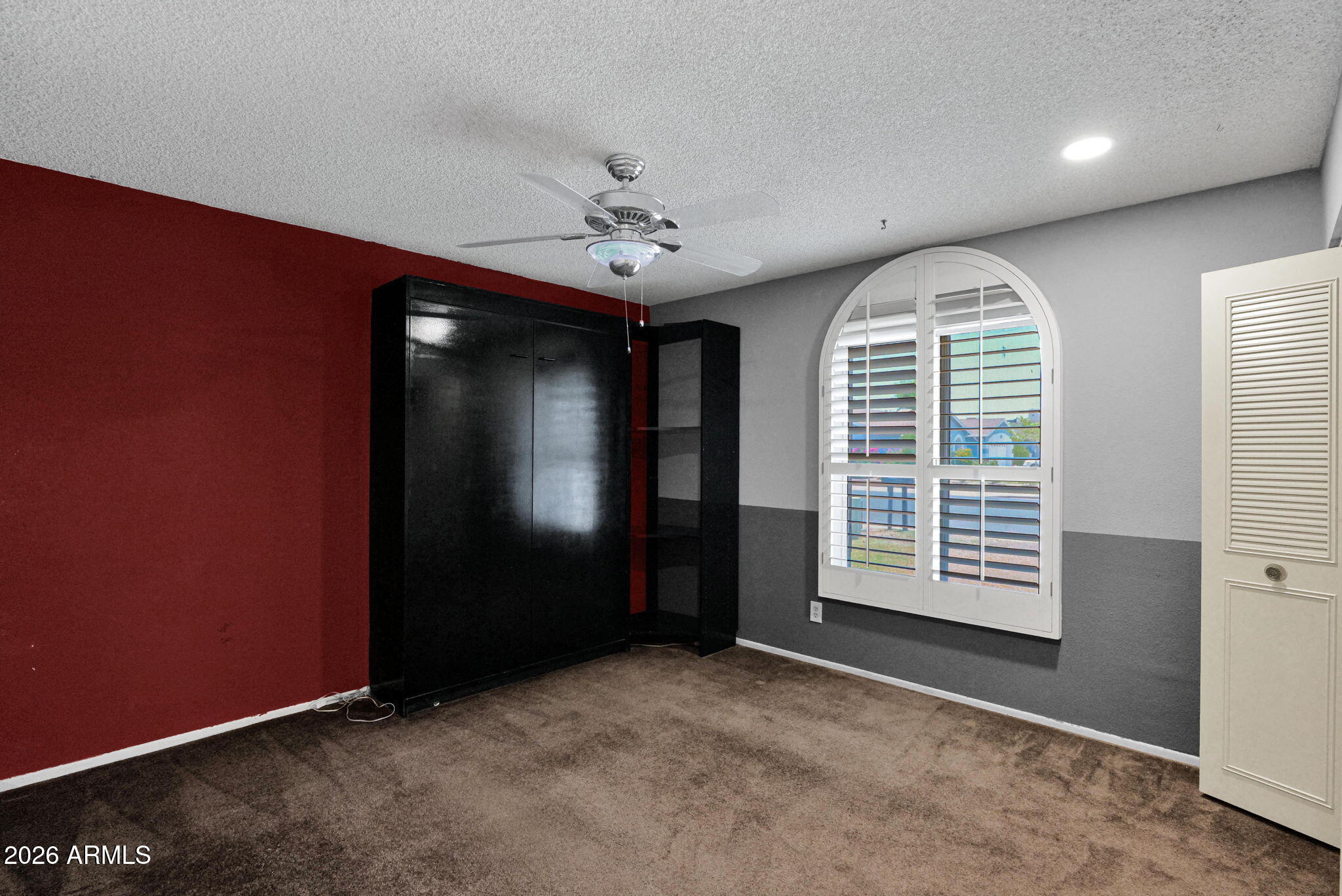 ROYAL ESTATES WEST 4 - Residential