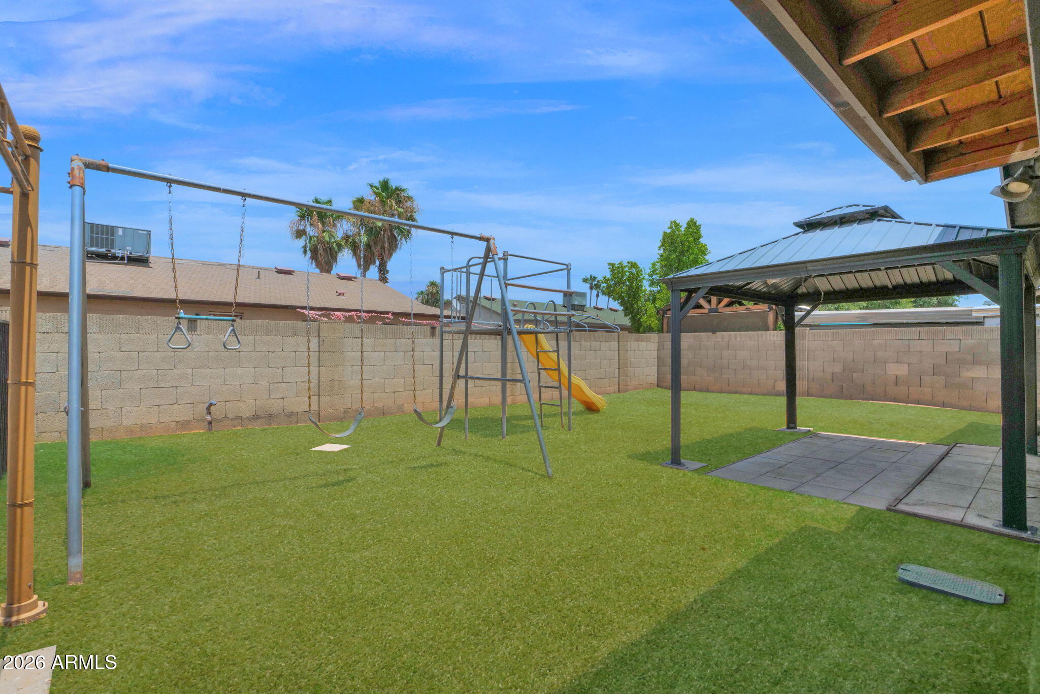 ROYAL ESTATES WEST 4 - Residential