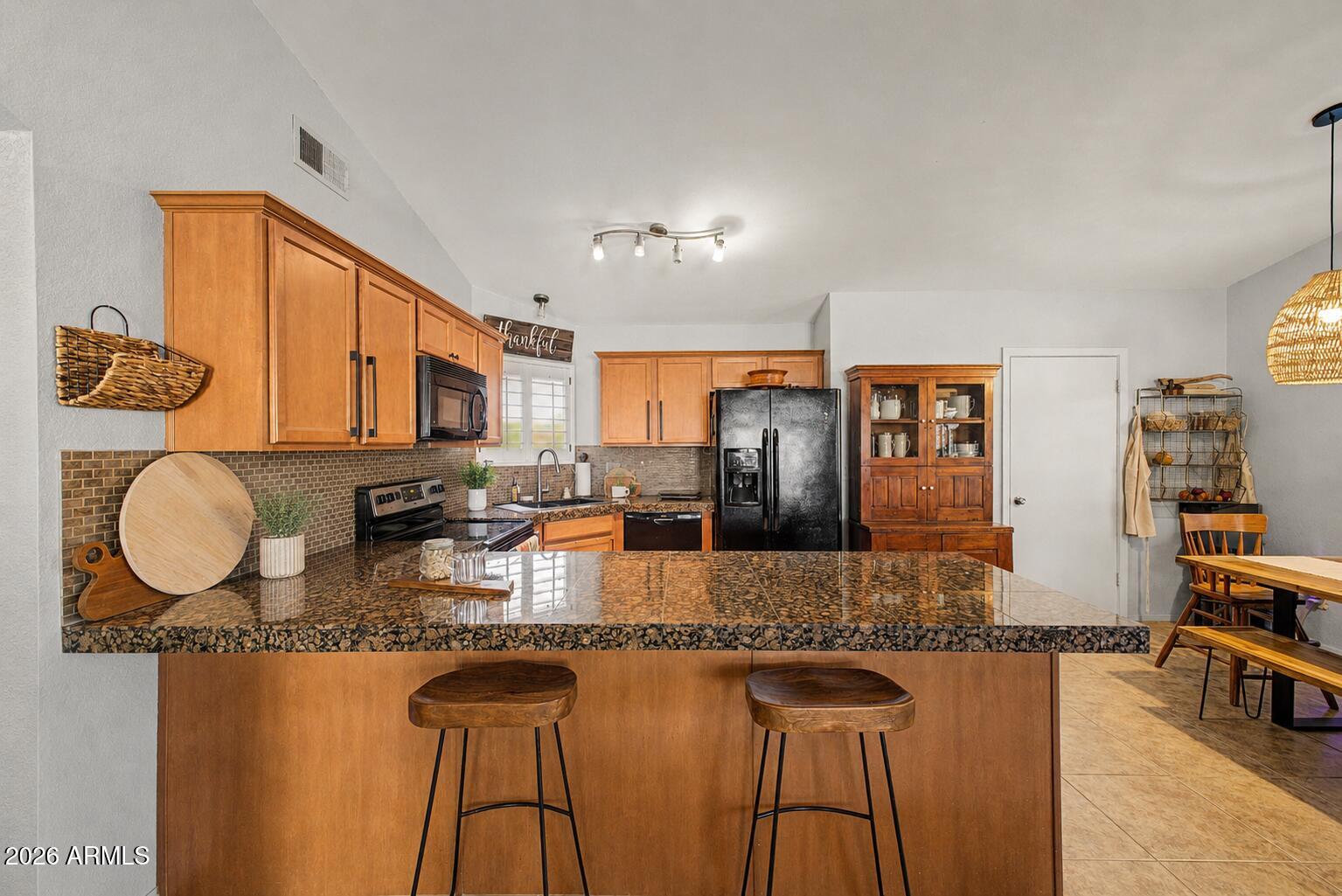 LAS DOS CASITAS CONDOMINIUMS - Residential Income