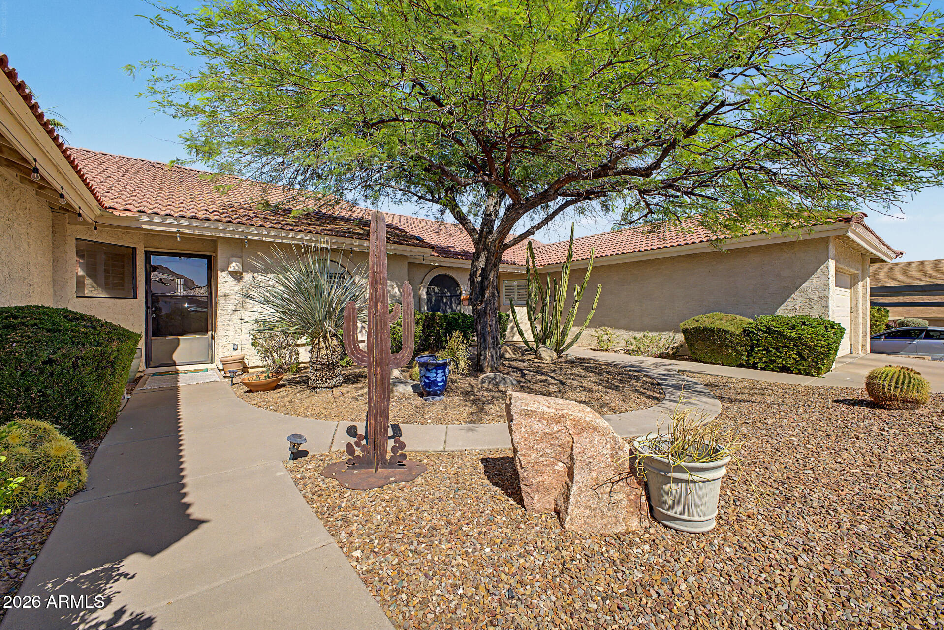 LAS DOS CASITAS CONDOMINIUMS - Residential Income