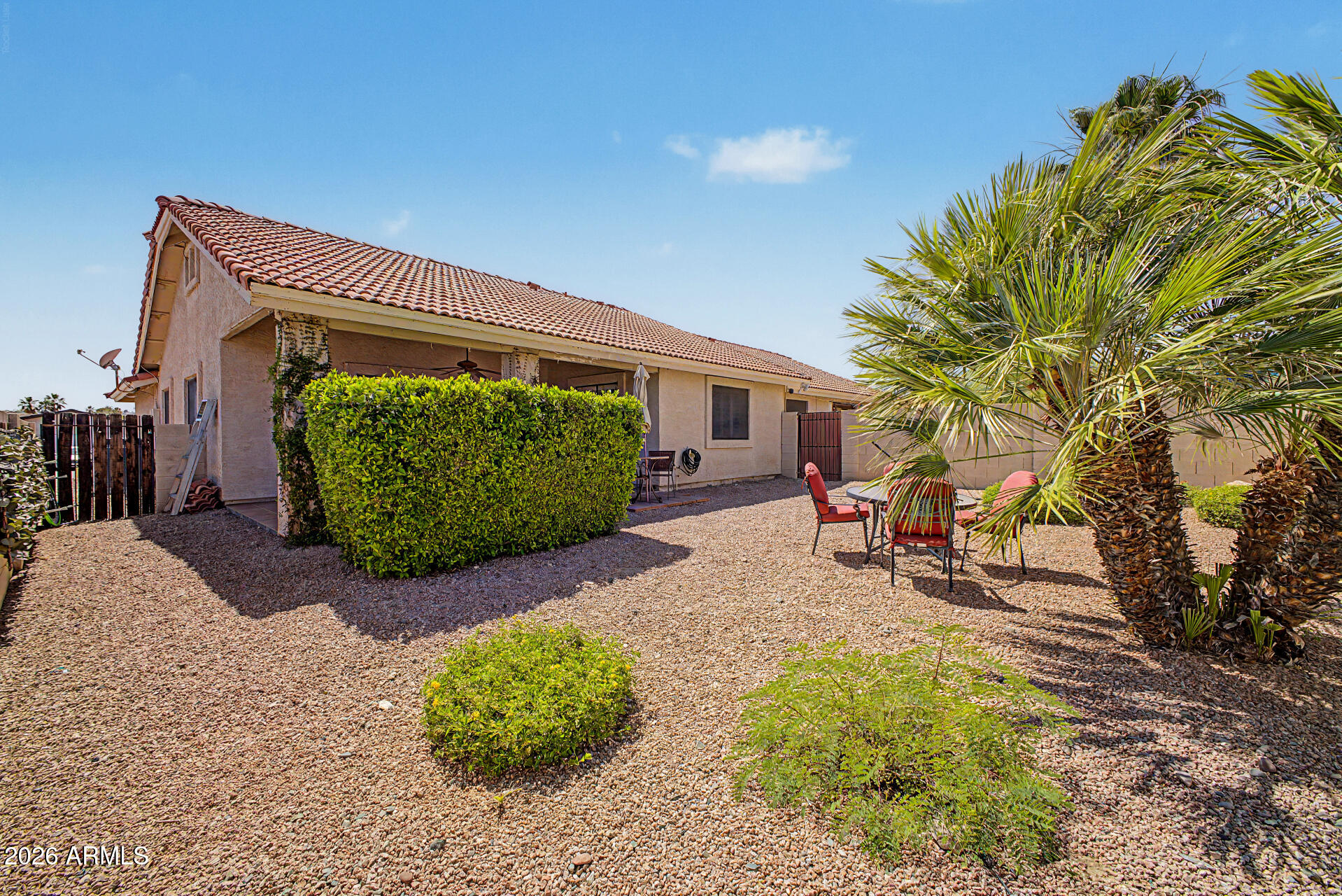 LAS DOS CASITAS CONDOMINIUMS - Residential Income