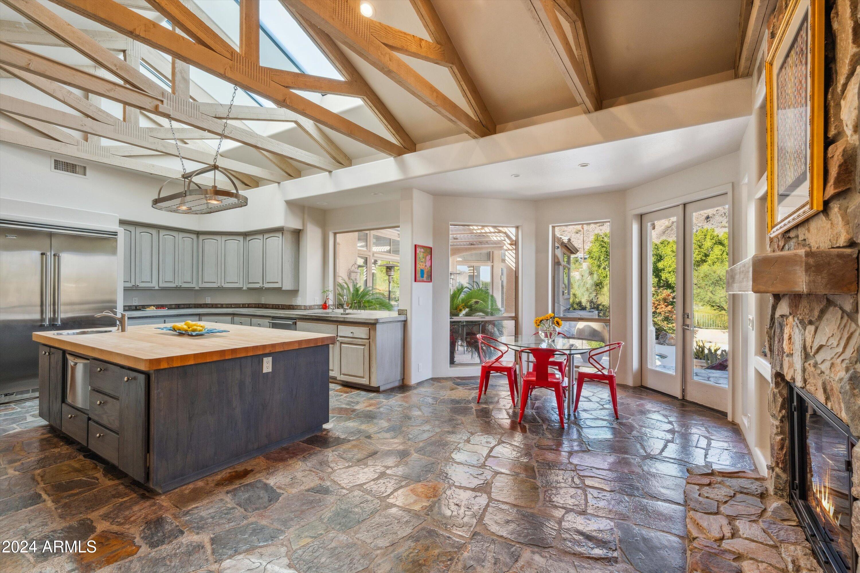 TATUM CANYON - Residential