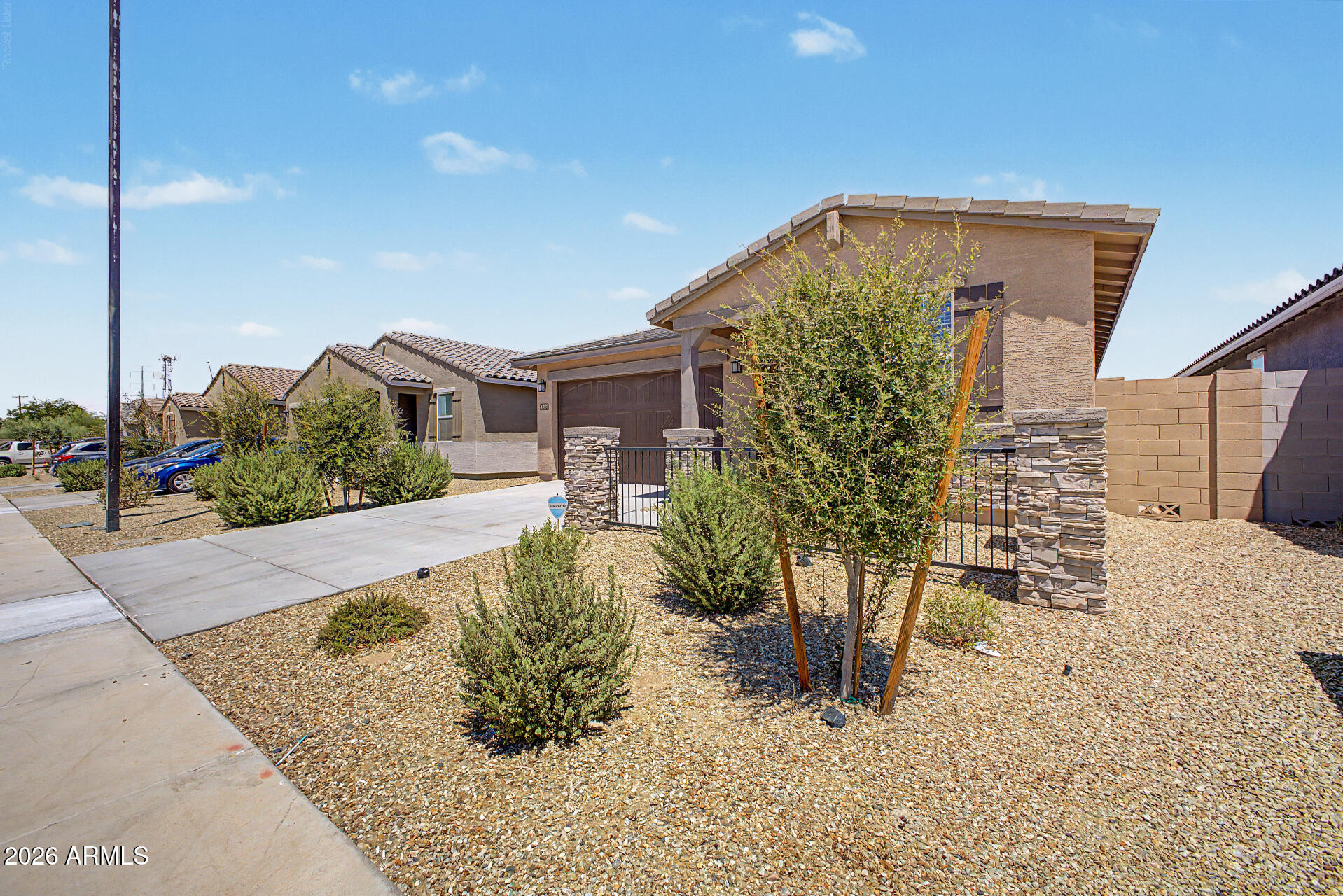 DESERT MOON ESTATES PHASE 3 PARCEL 6A 6B - Residential