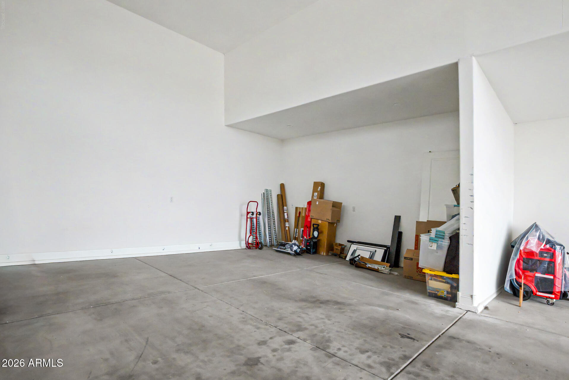 Whitewing at San Tan Magma - Residential