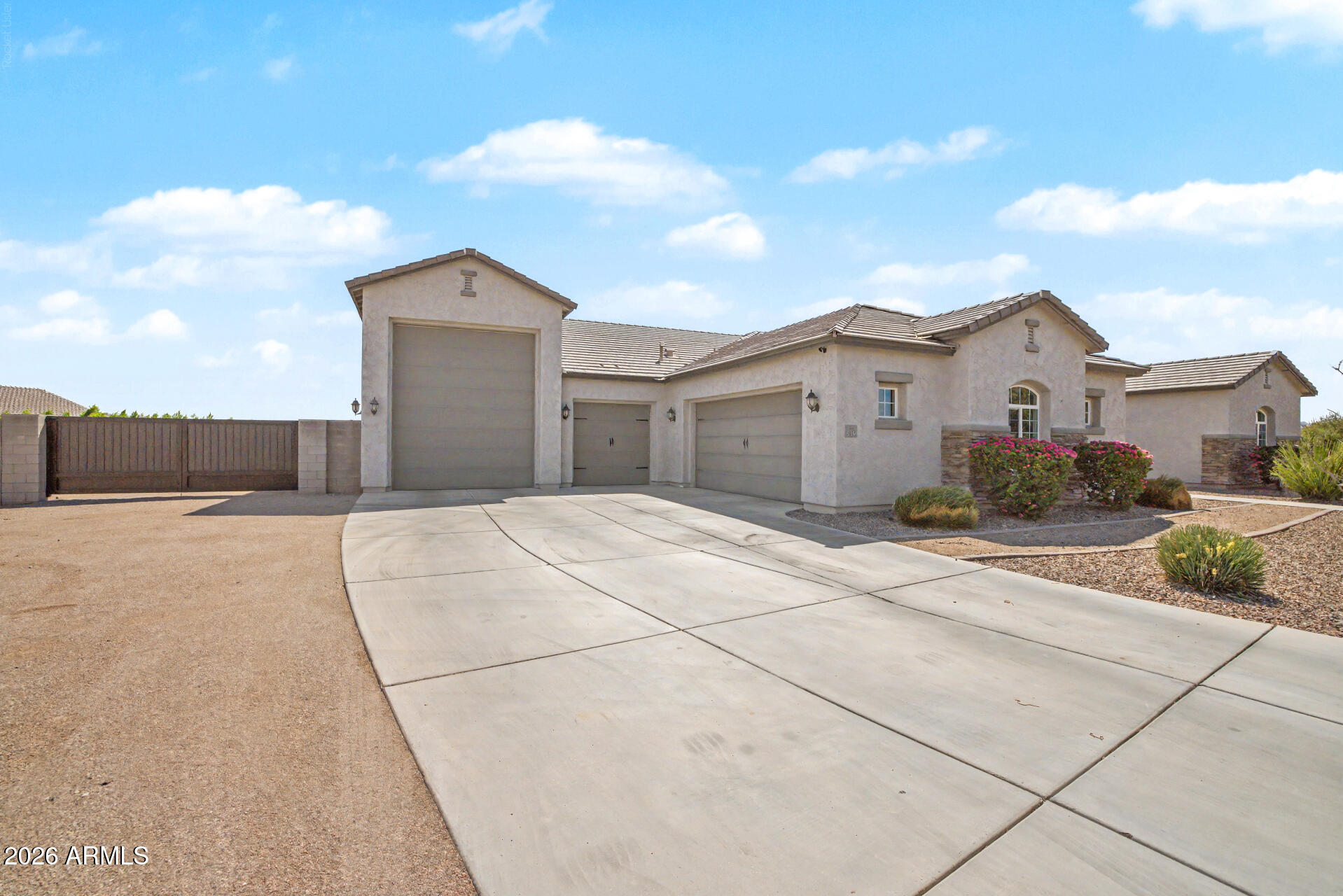 Whitewing at San Tan Magma - Residential