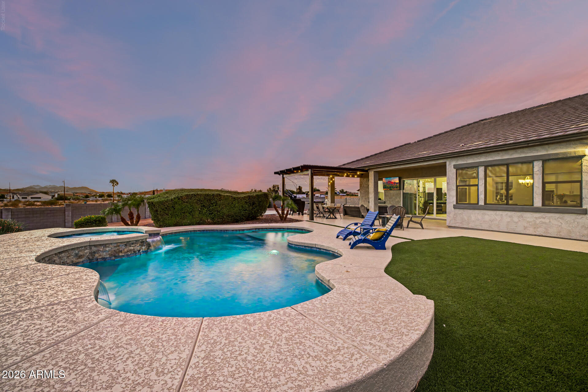 Whitewing at San Tan Magma - Residential