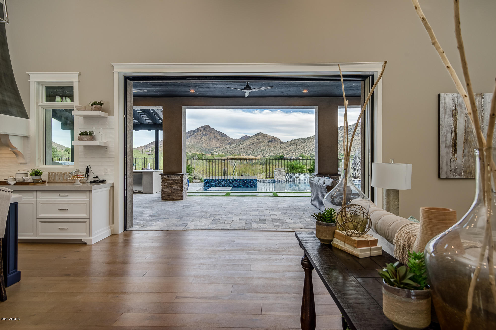 LADERA VISTA - Residential