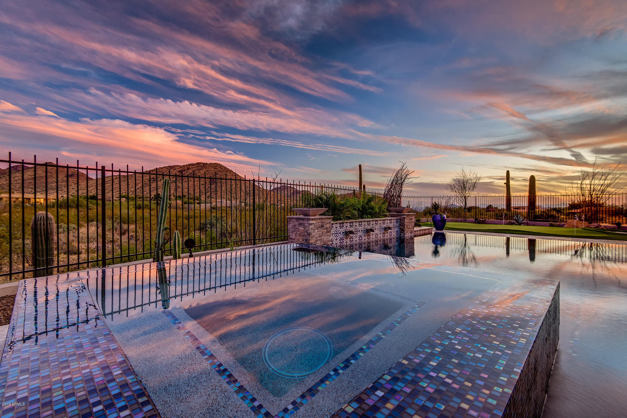 LADERA VISTA - Residential