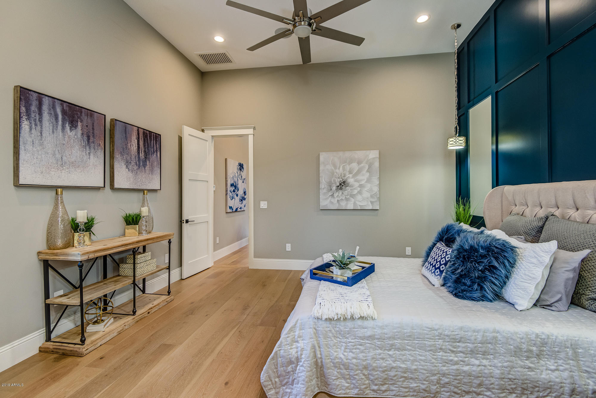 LADERA VISTA - Residential