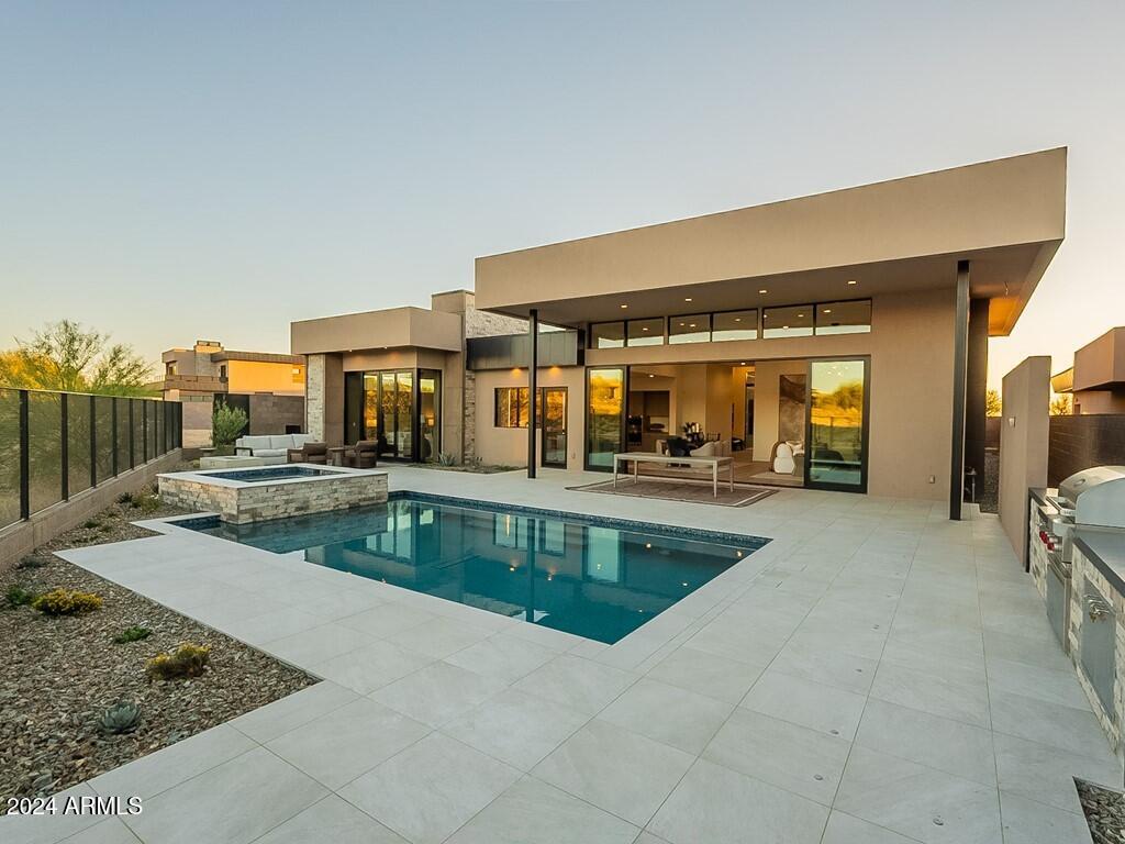 DESERT MOUNTAIN - Residential