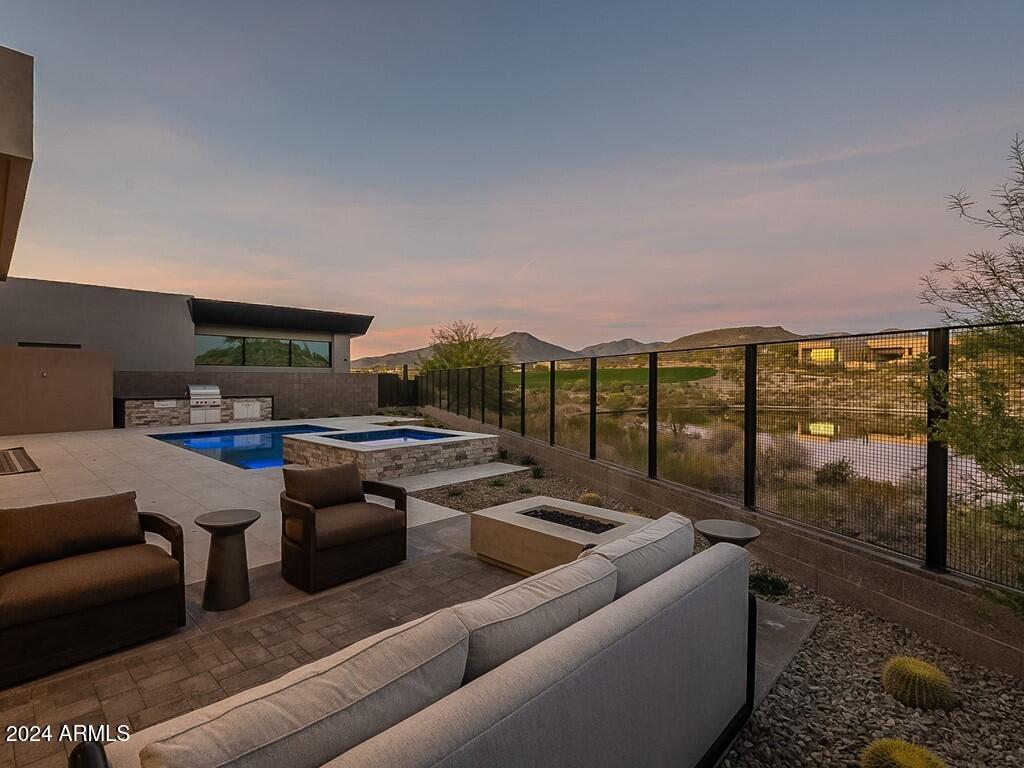 DESERT MOUNTAIN - Residential