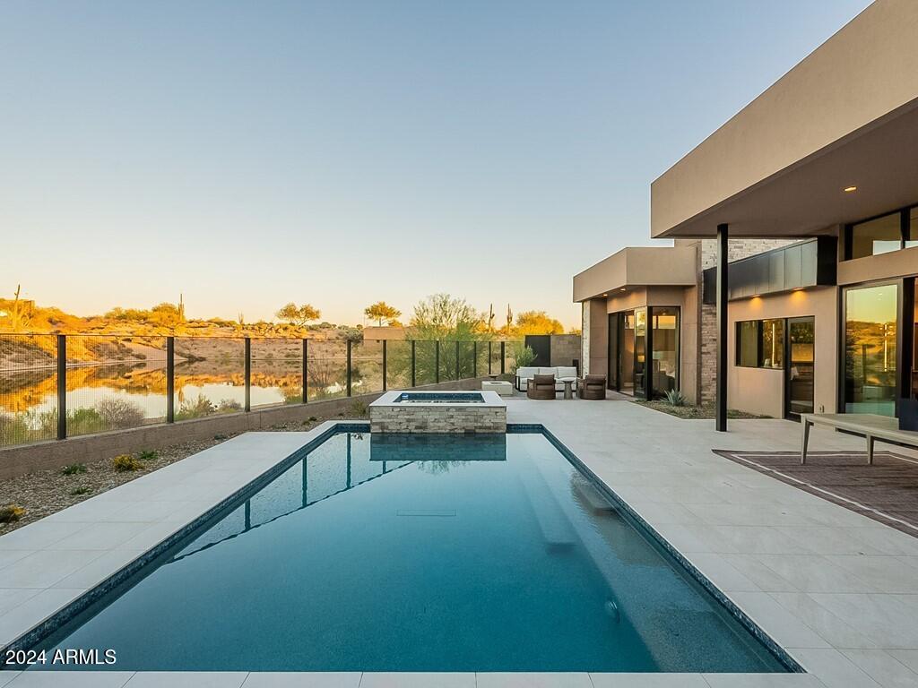 DESERT MOUNTAIN - Residential