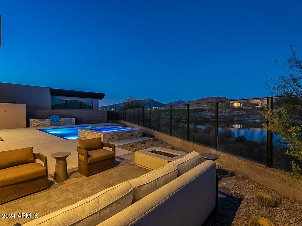 DESERT MOUNTAIN - Residential