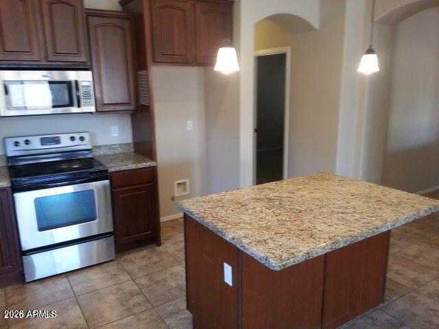 SHAMROCK ESTATES PHASE 2A - Residential Lease