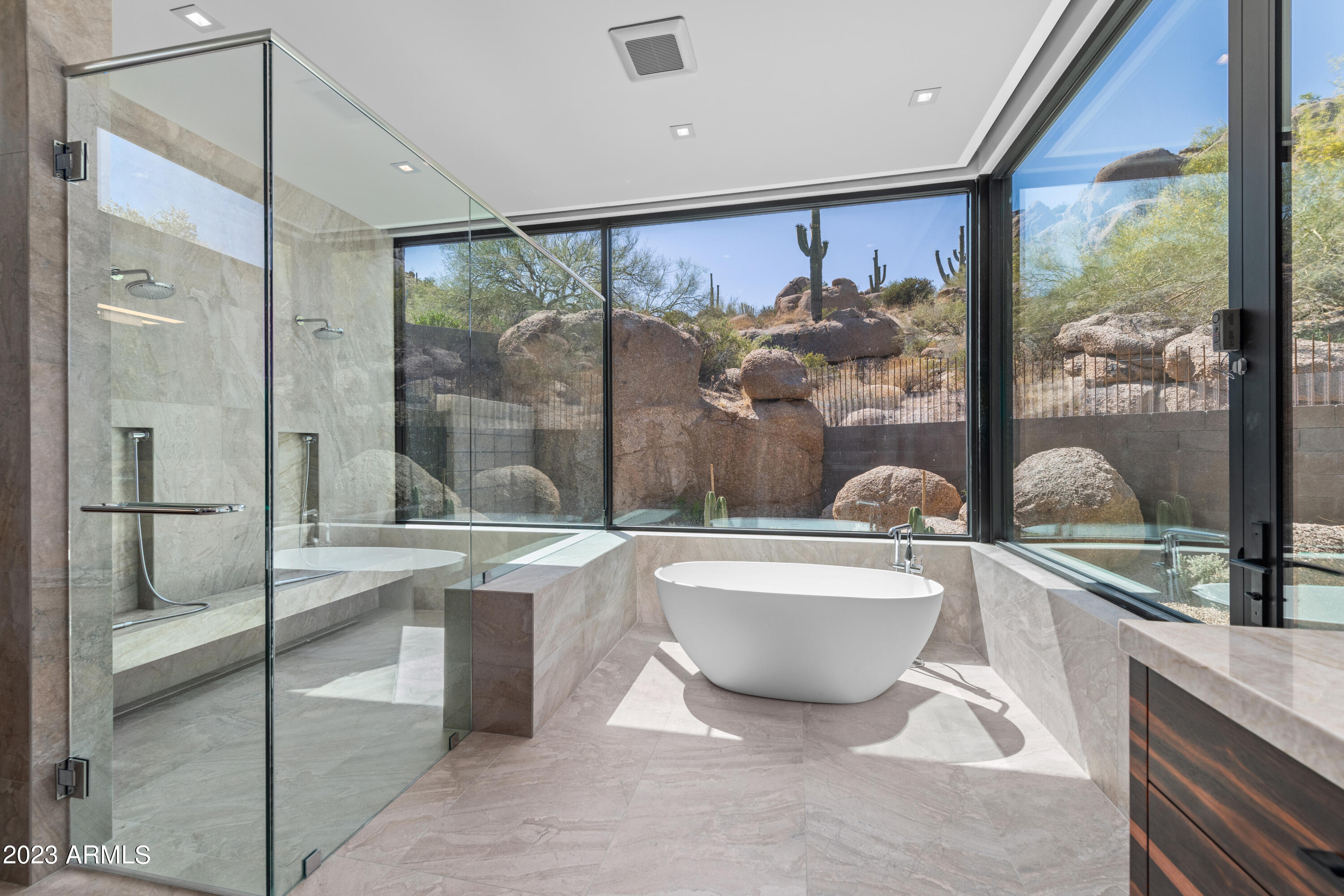 ESTANCIA - Residential