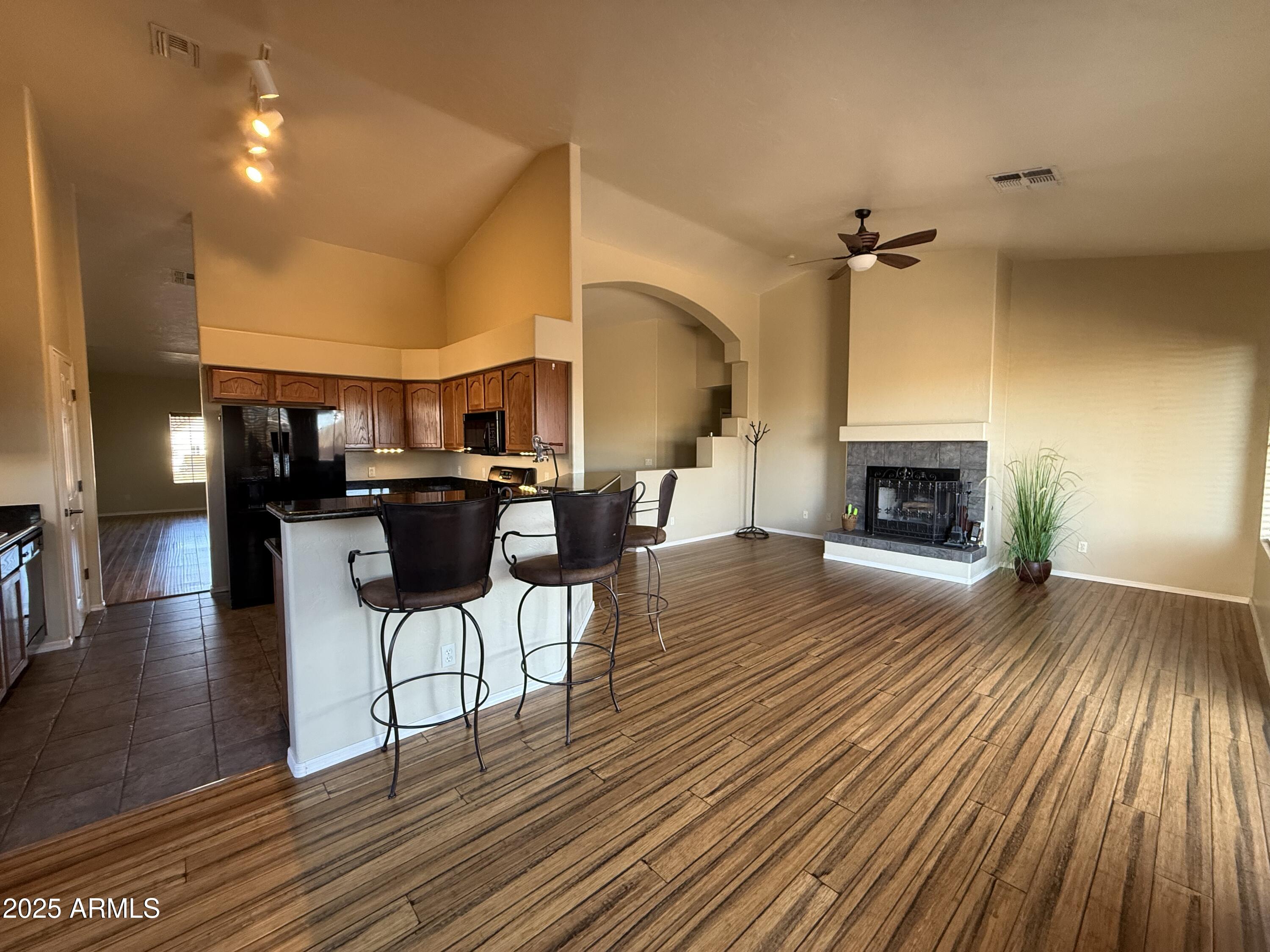 COUNTRY CLUB VILLAGE - Residential