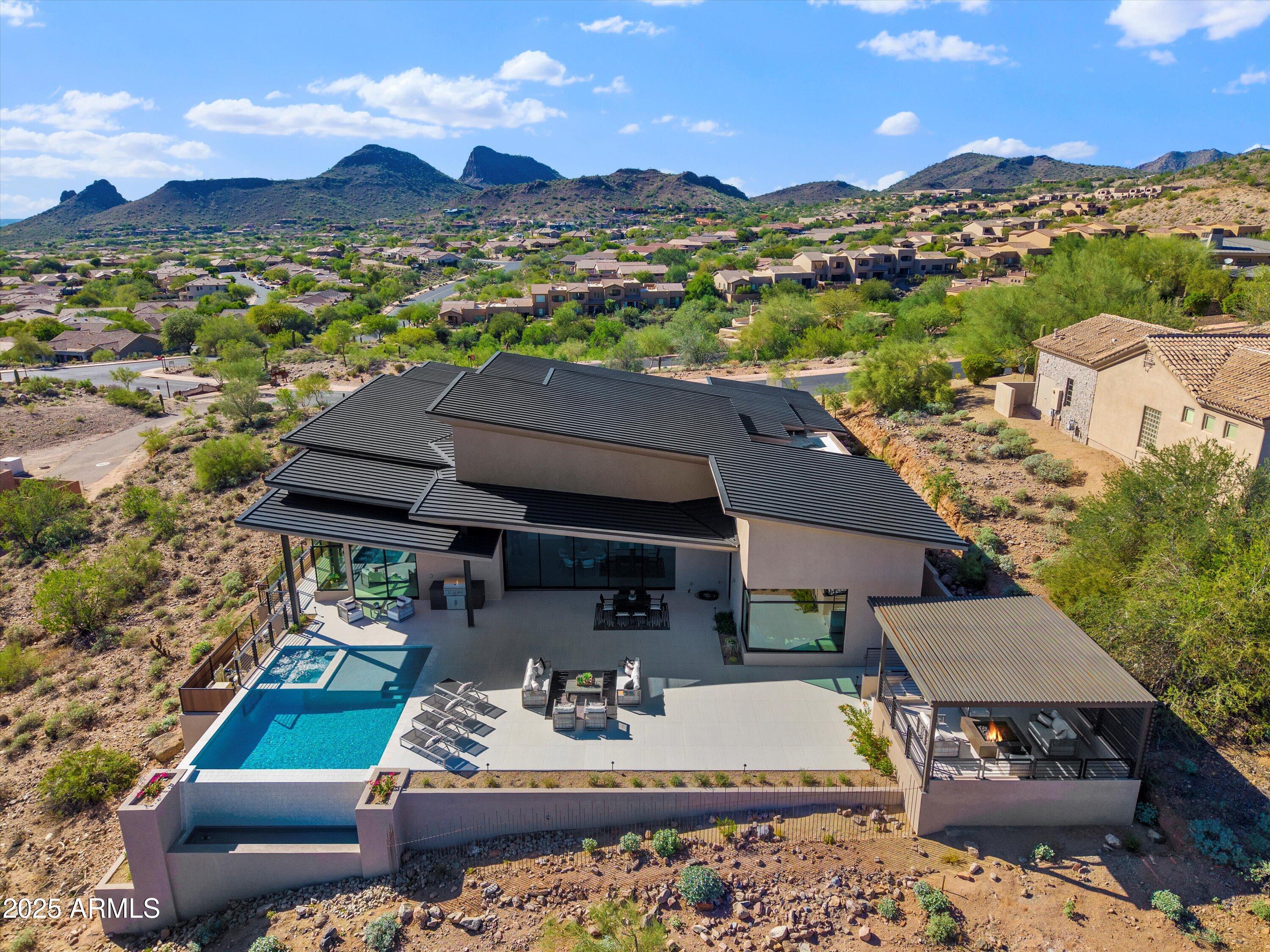 FIREROCK PARCEL P2-Q1 - Residential