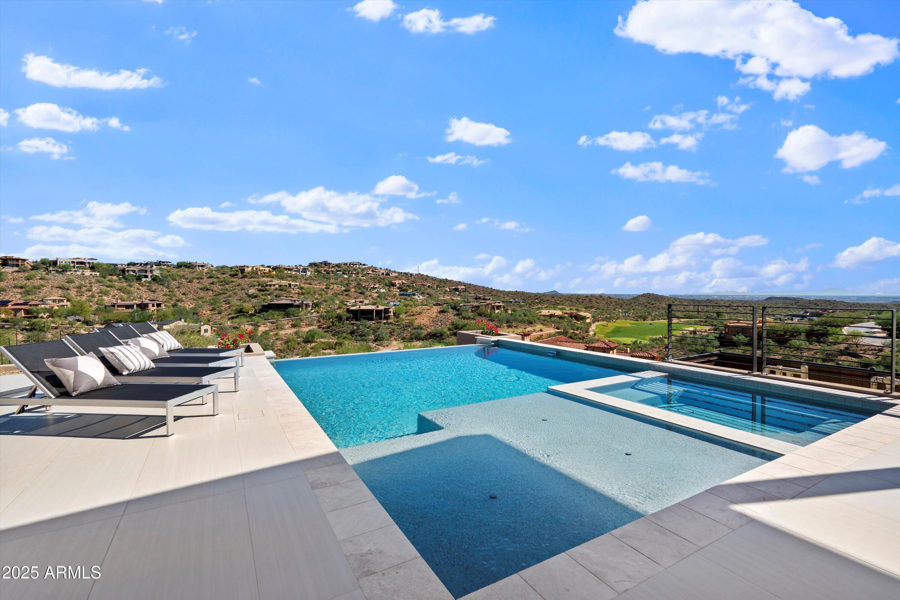 FIREROCK PARCEL P2-Q1 - Residential