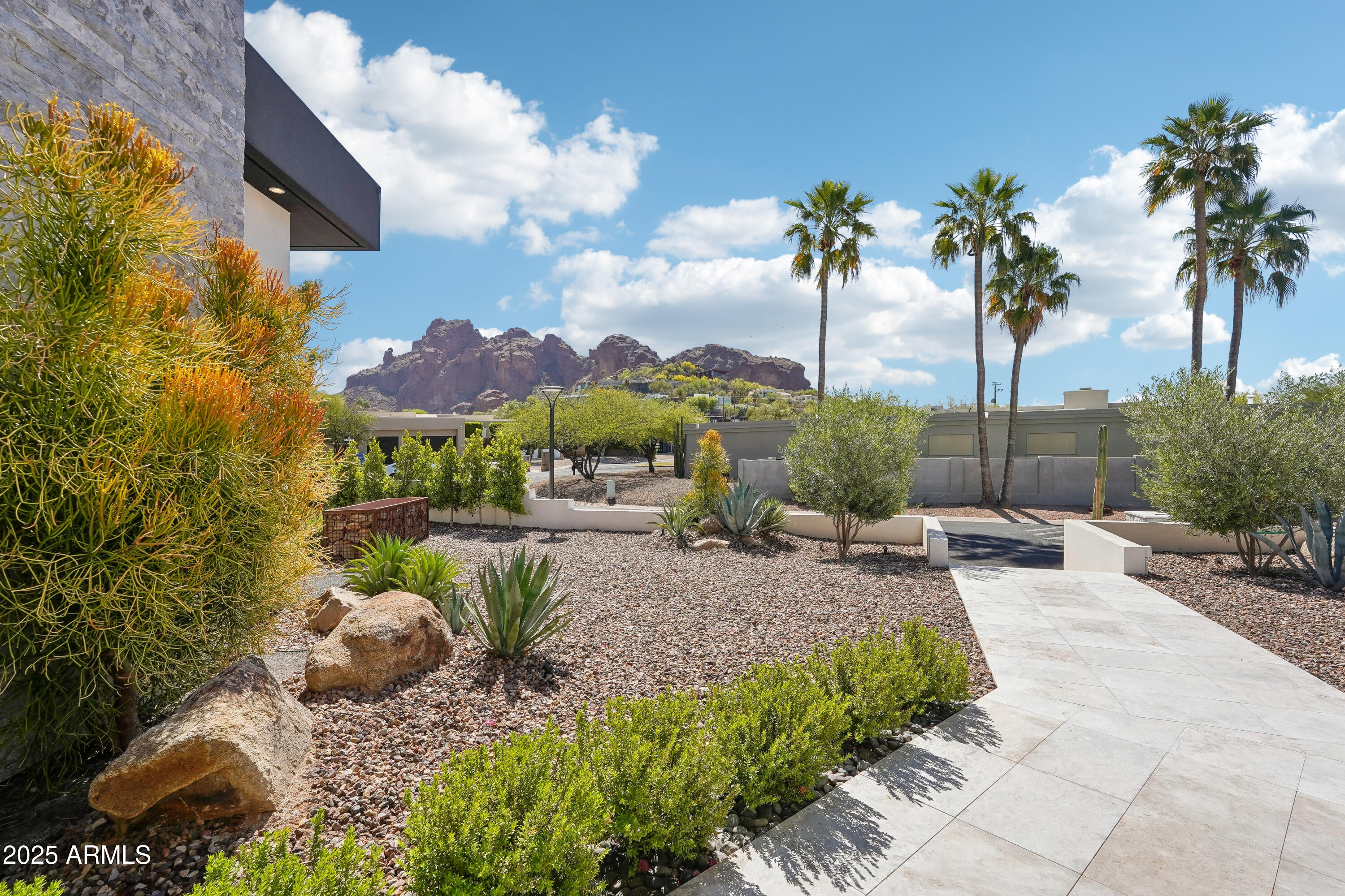 HERITAGE HILLS UNIT 1 - Residential