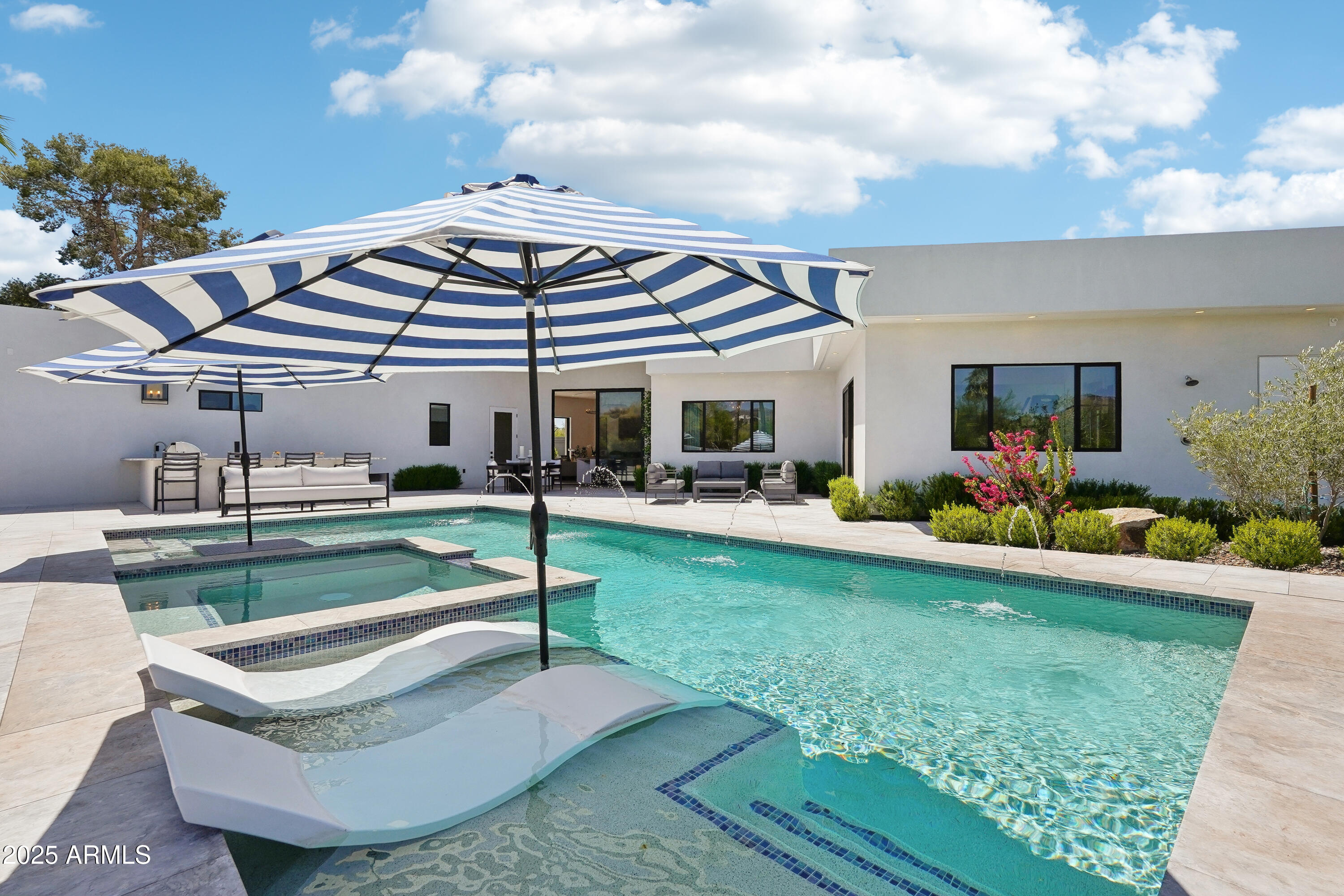 HERITAGE HILLS UNIT 1 - Residential