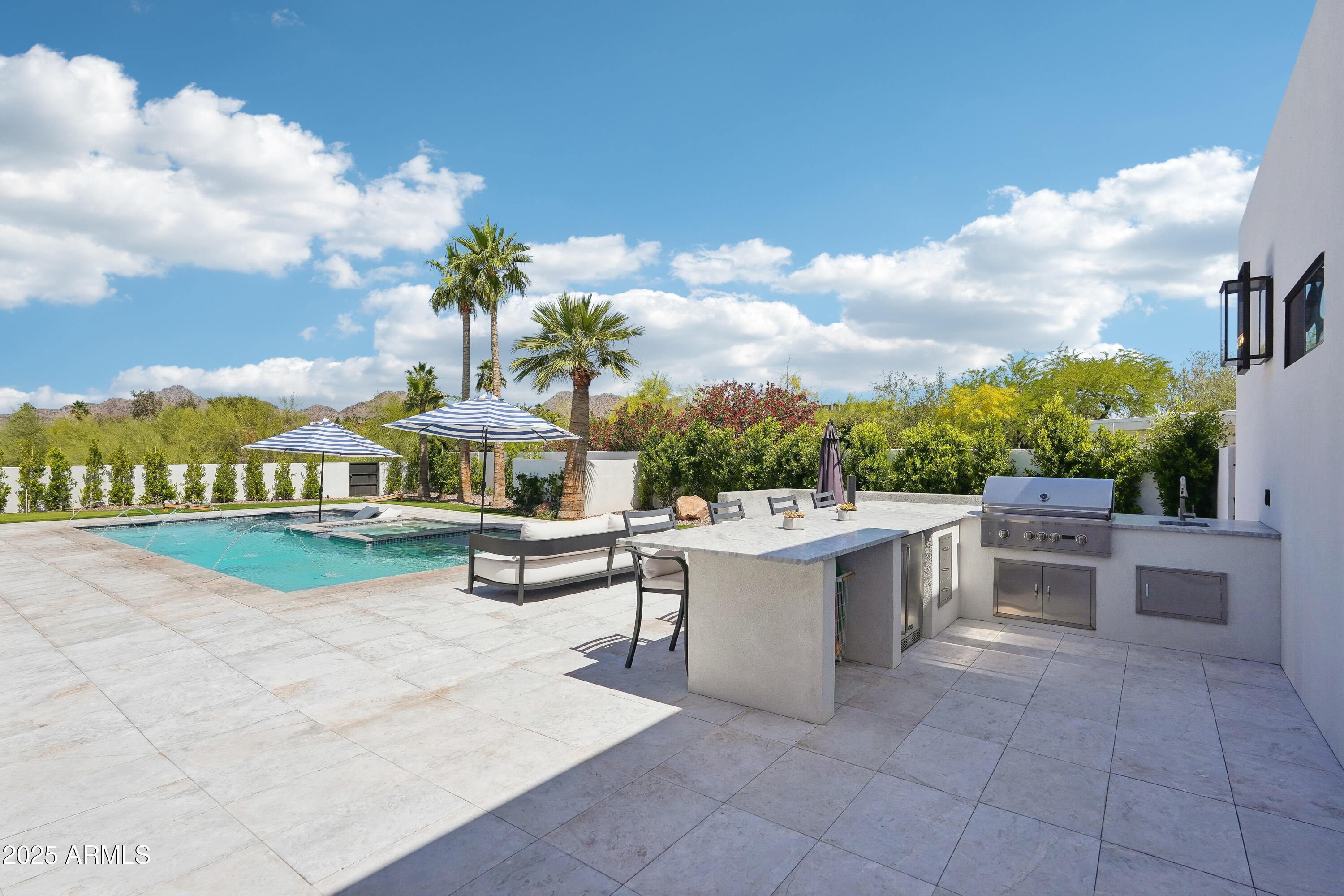 HERITAGE HILLS UNIT 1 - Residential