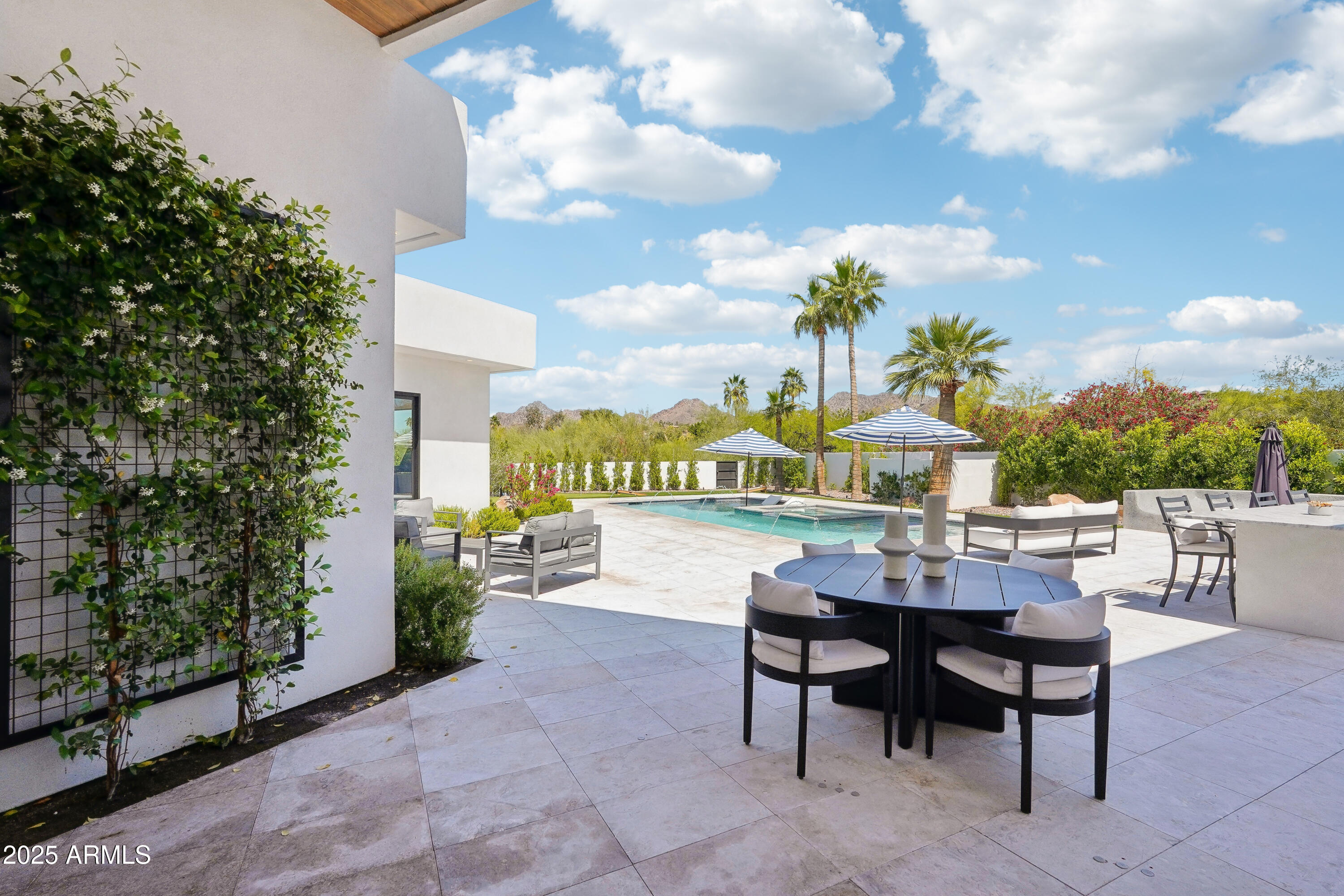 HERITAGE HILLS UNIT 1 - Residential