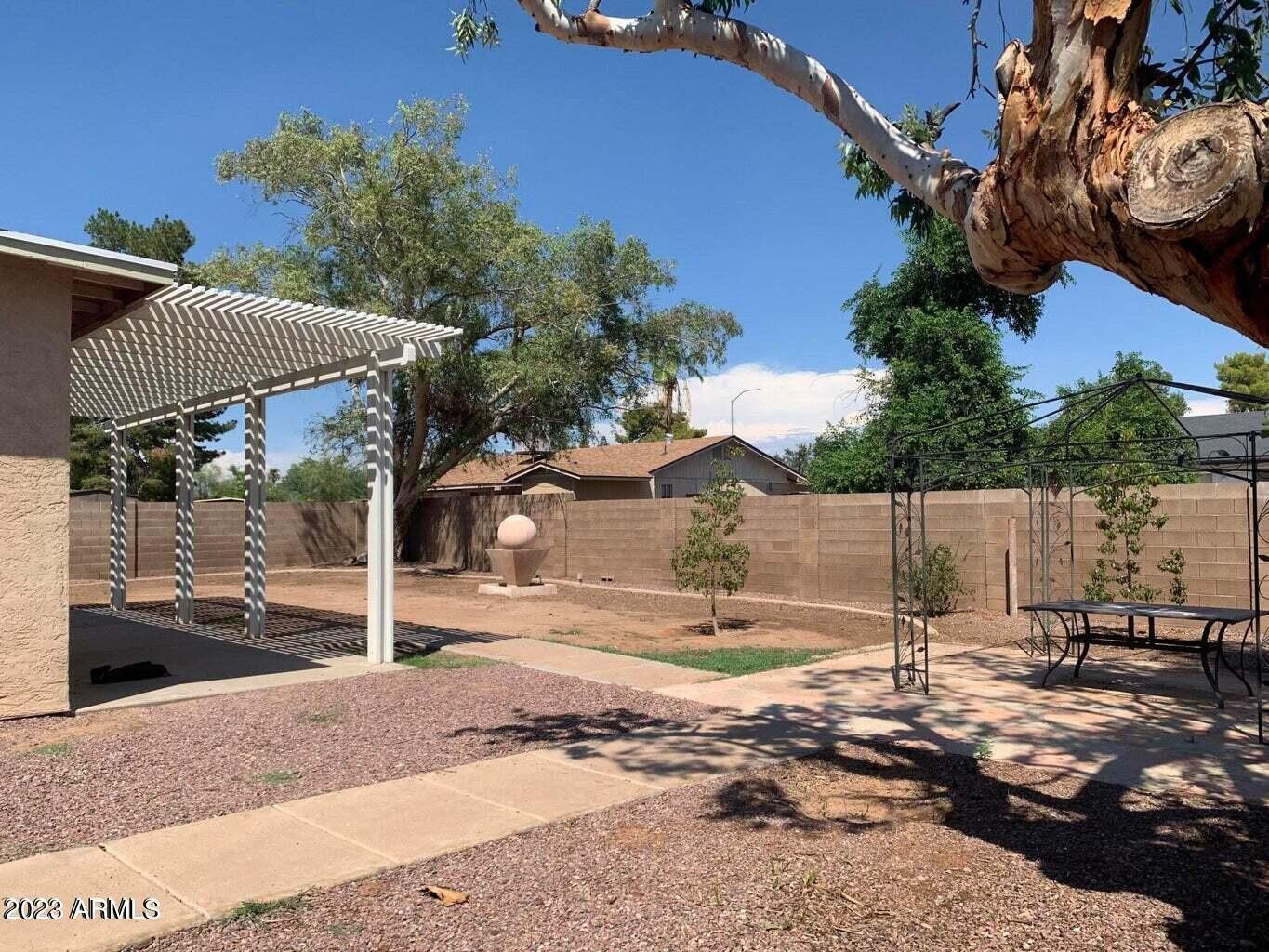 GLENNWOOD GARDENS - Residential Lease