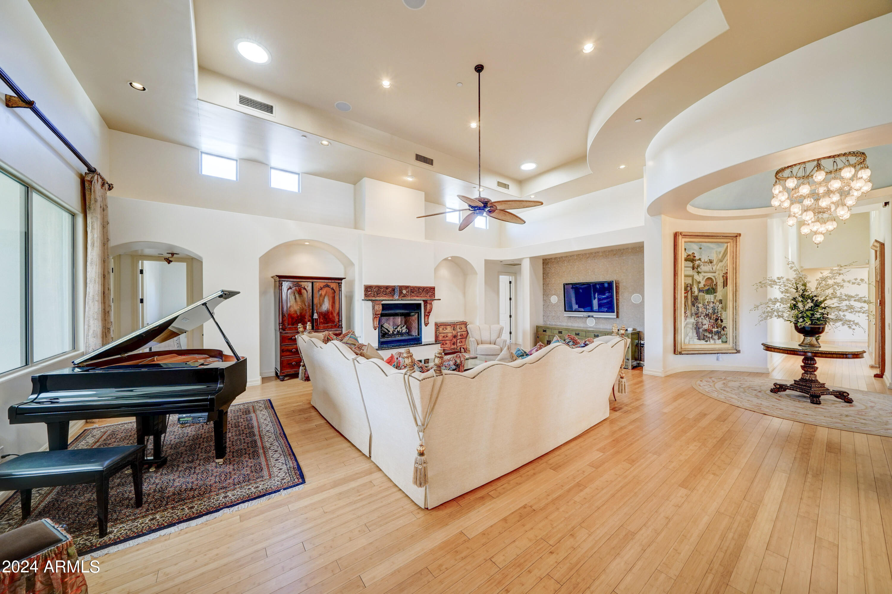 Lengthy --to come in escrow - Residential