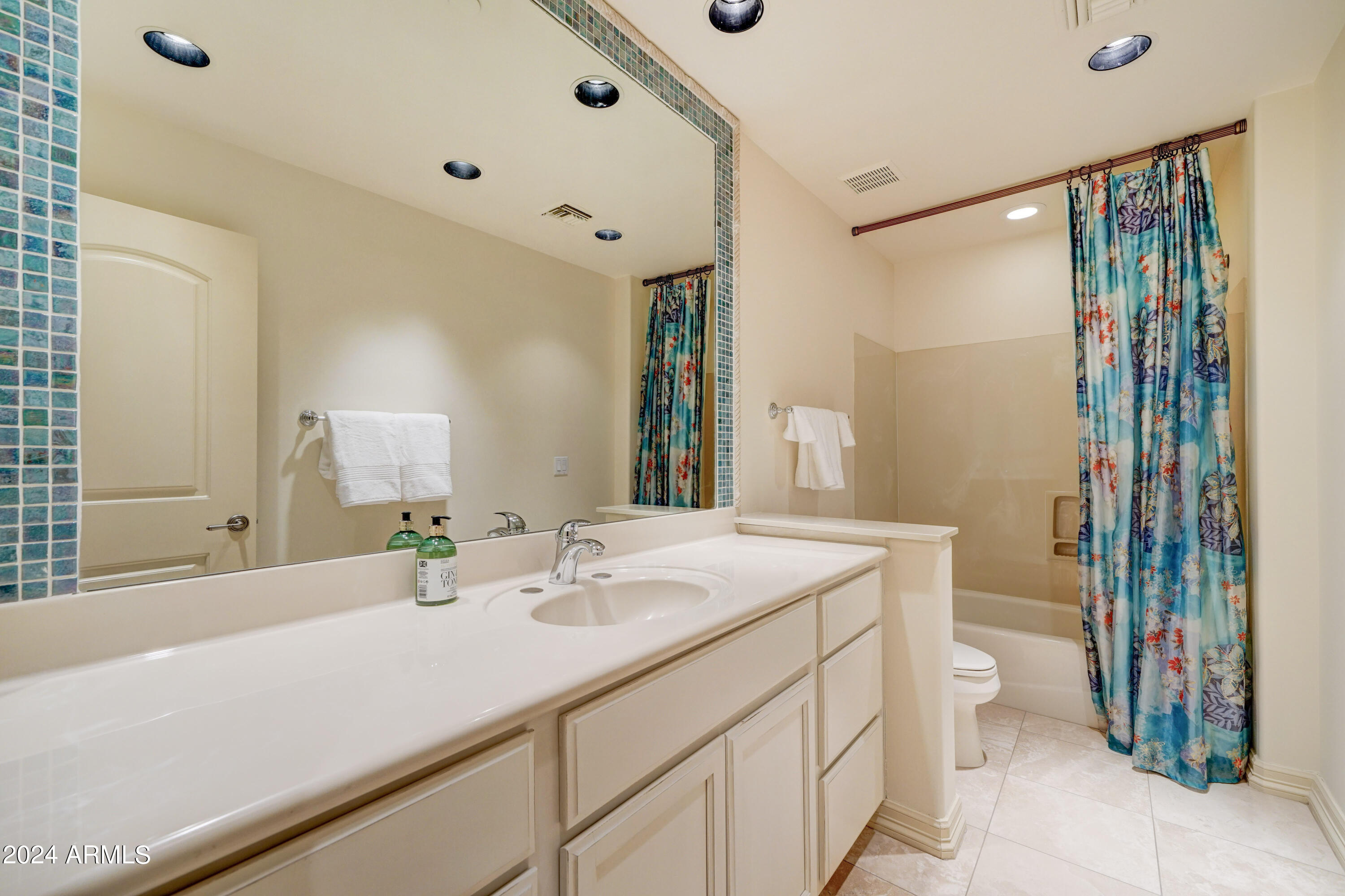 Lengthy --to come in escrow - Residential