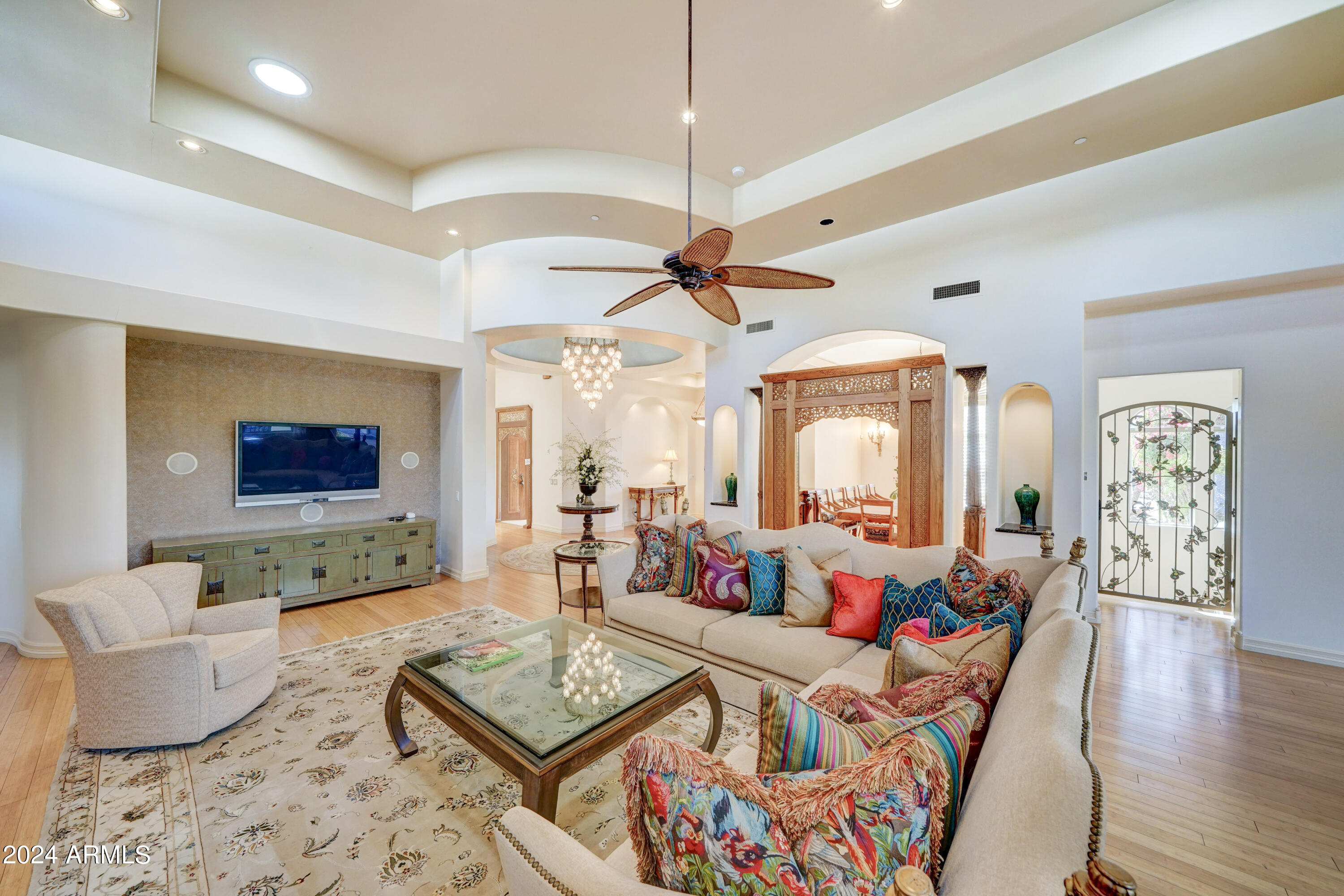 Lengthy --to come in escrow - Residential
