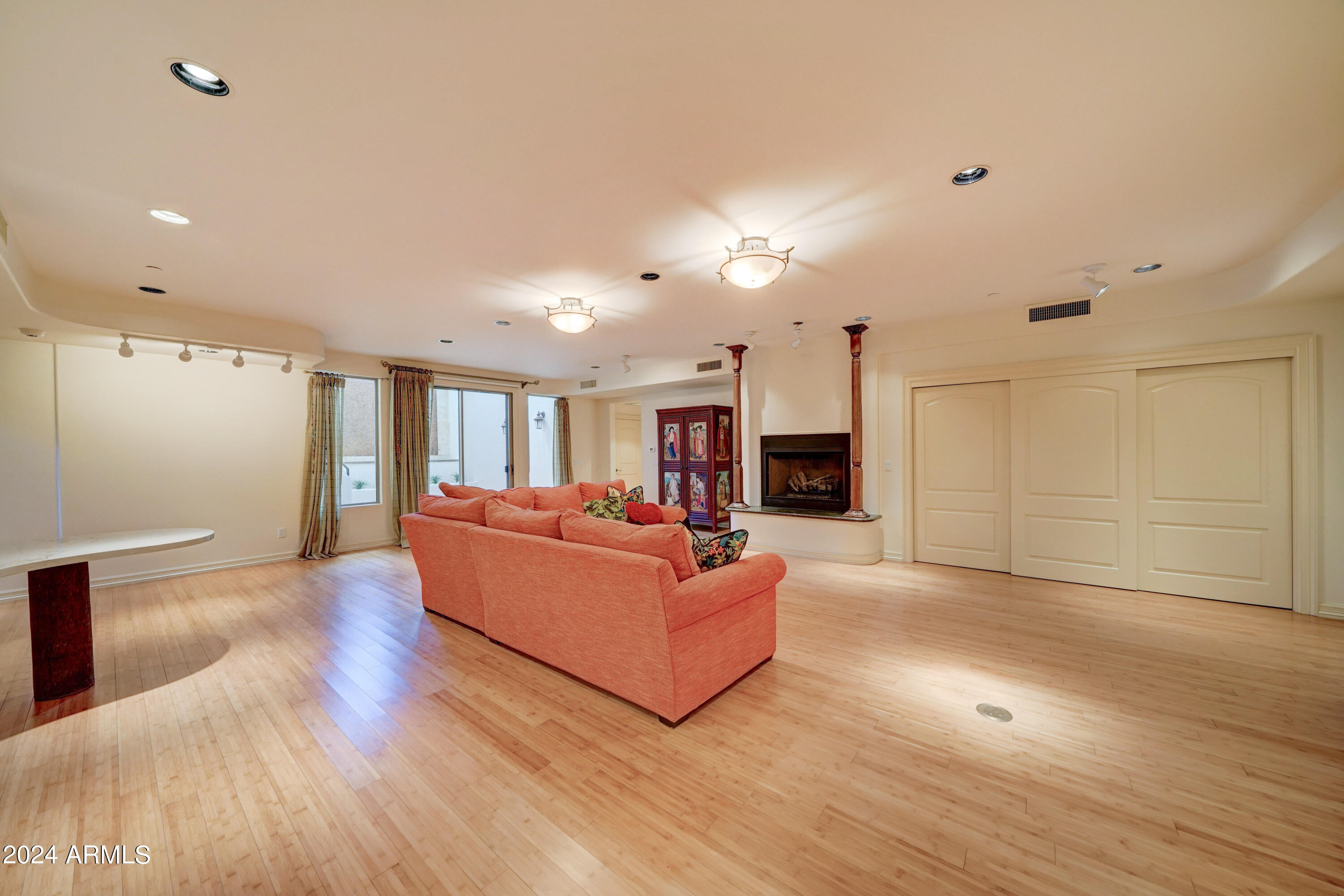 Lengthy --to come in escrow - Residential
