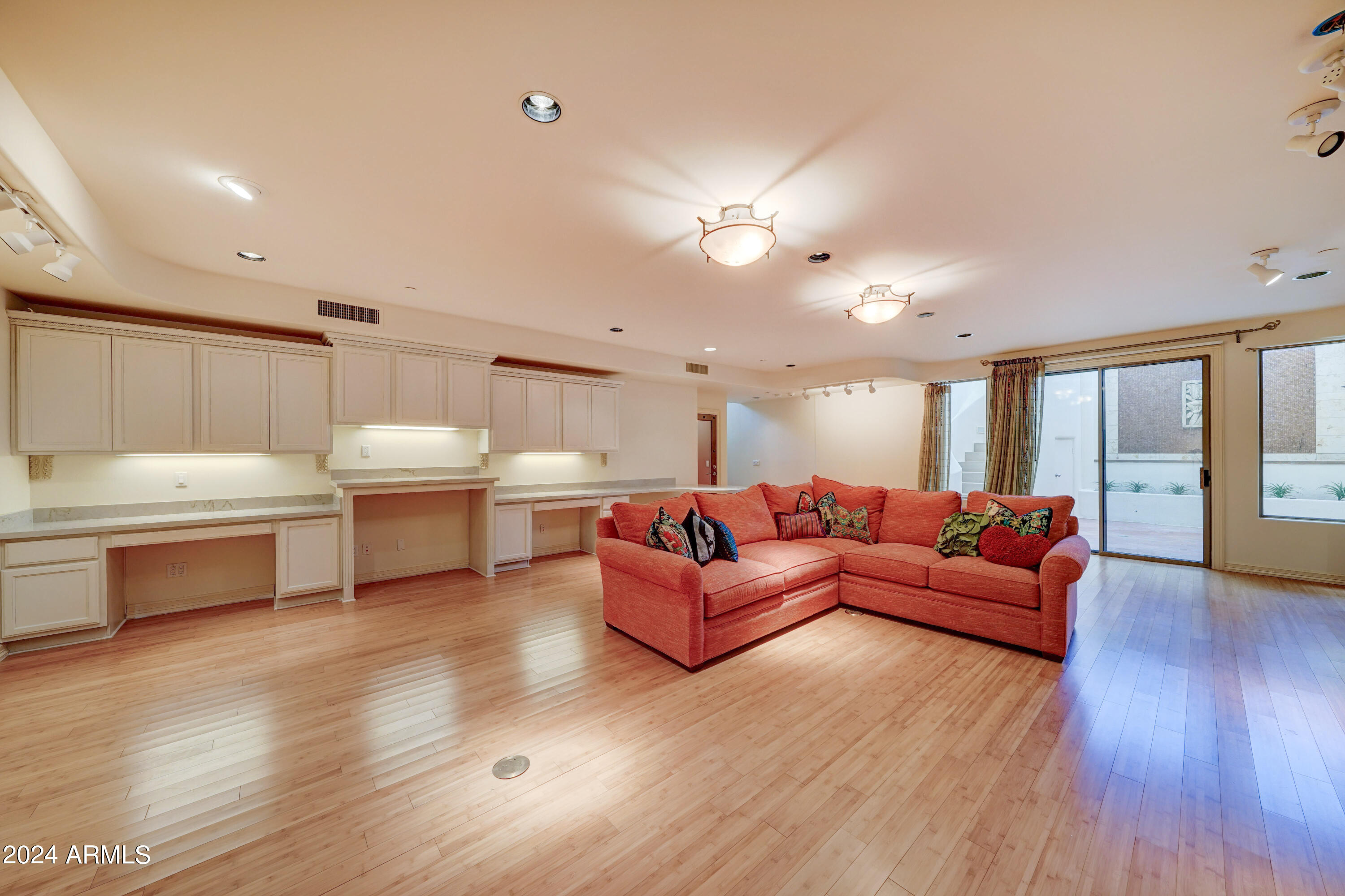 Lengthy --to come in escrow - Residential