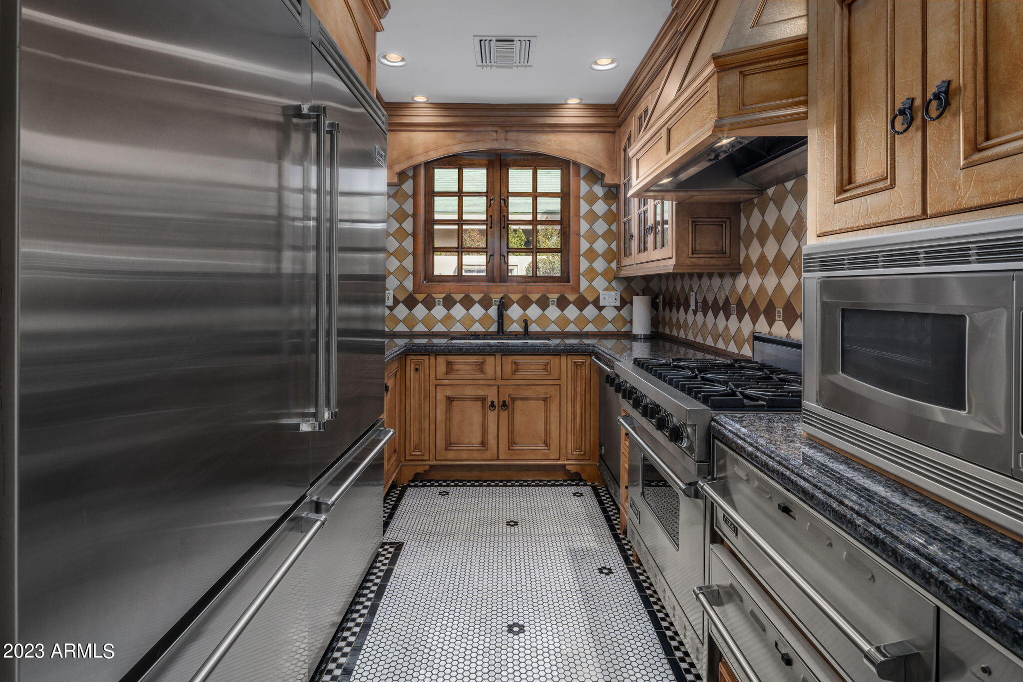 BILTMORE ESTATES - Residential