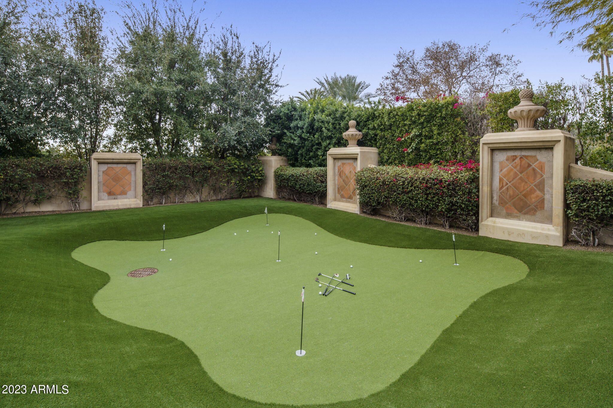 BILTMORE ESTATES - Residential
