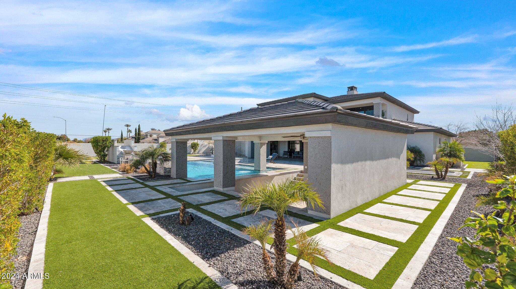 MONTANA DORADA - Residential