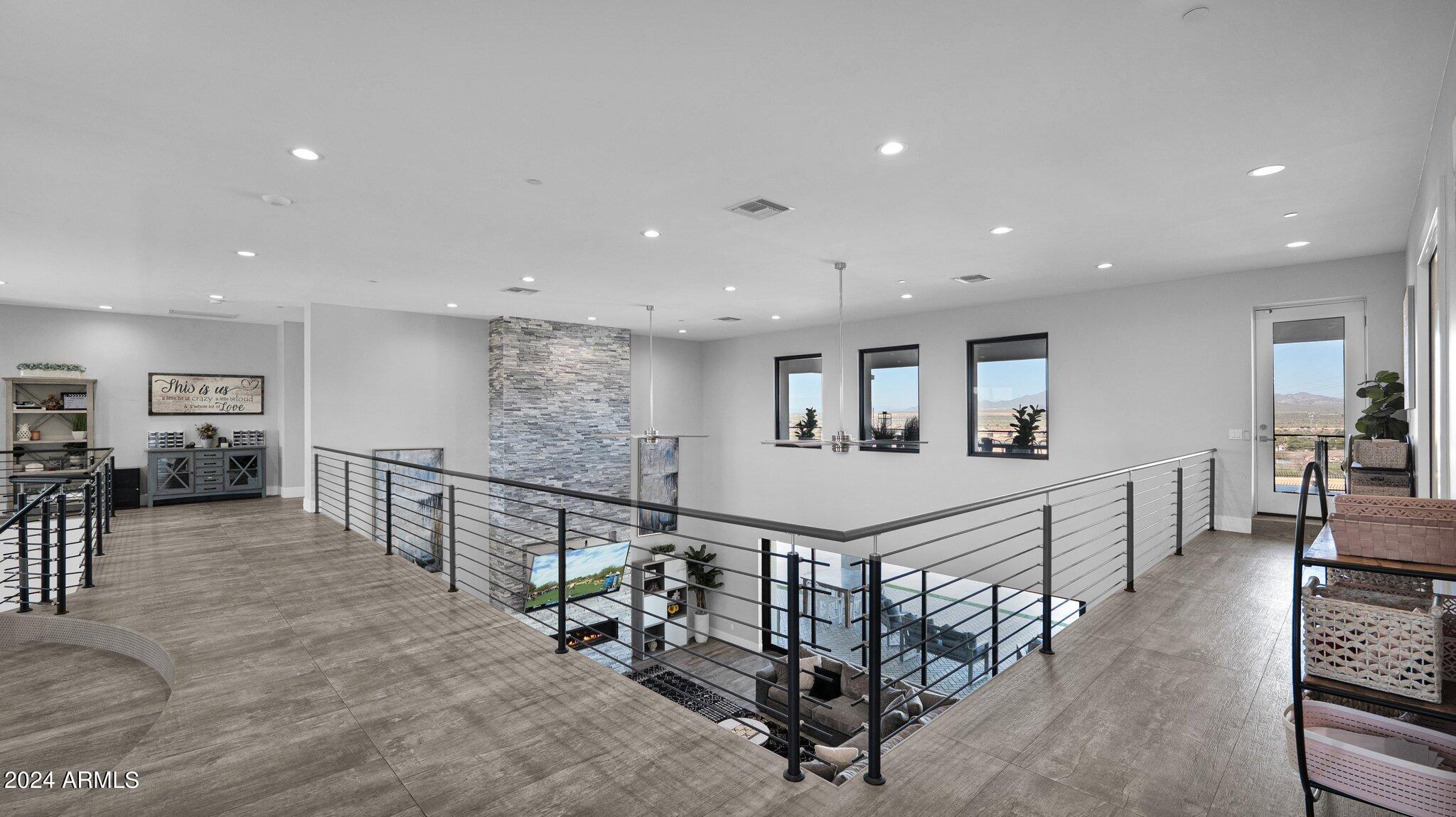 MONTANA DORADA - Residential