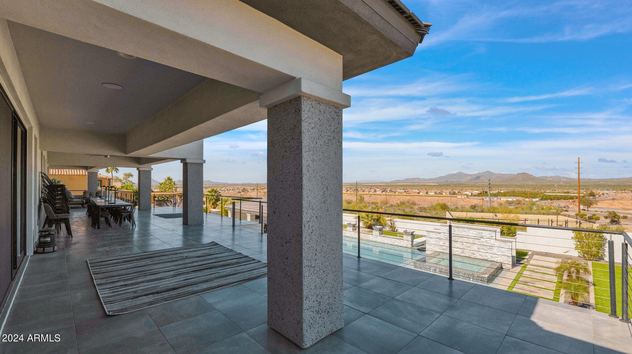 MONTANA DORADA - Residential