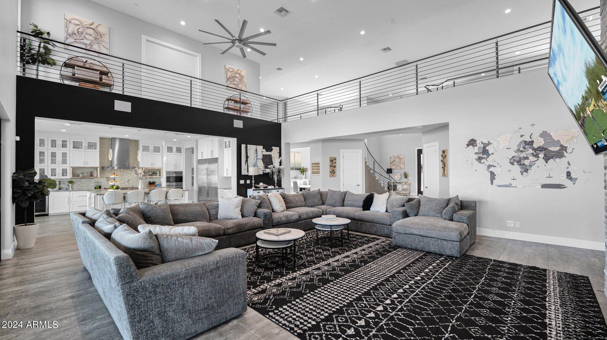 MONTANA DORADA - Residential