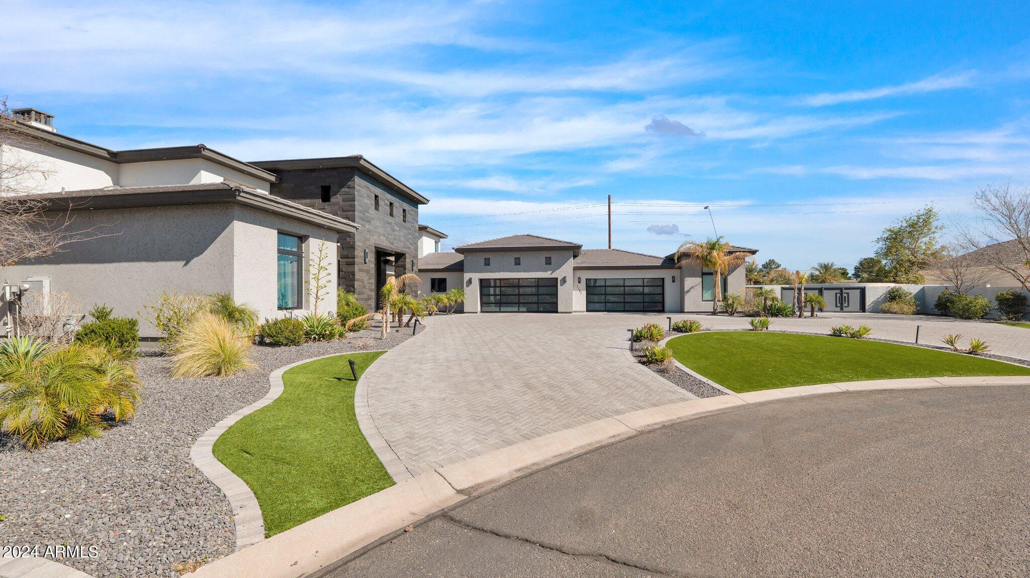 MONTANA DORADA - Residential