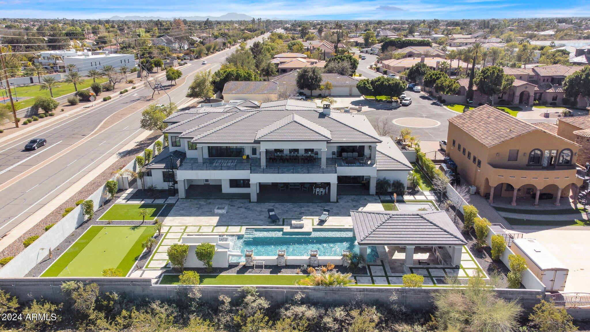 MONTANA DORADA - Residential