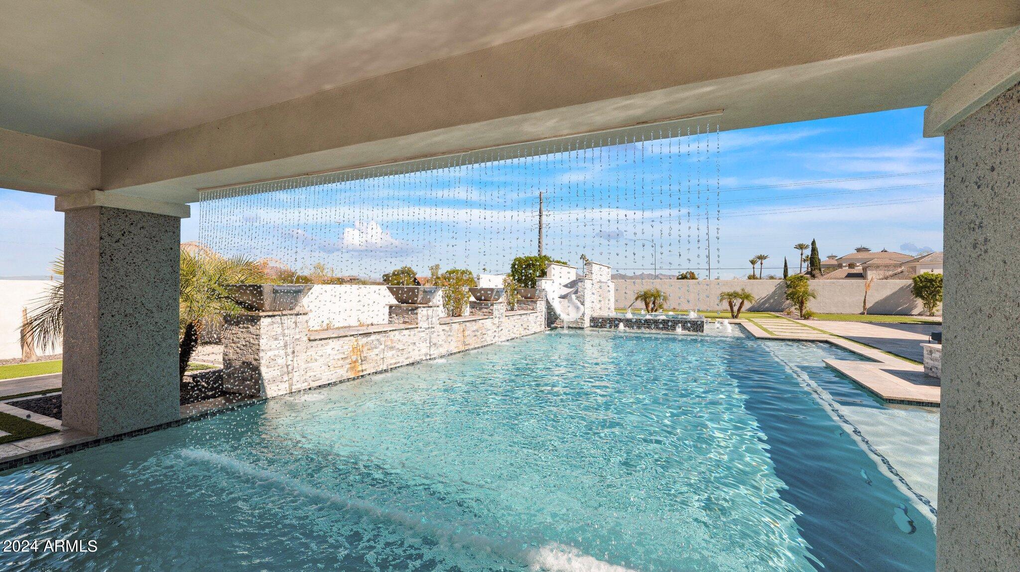 MONTANA DORADA - Residential