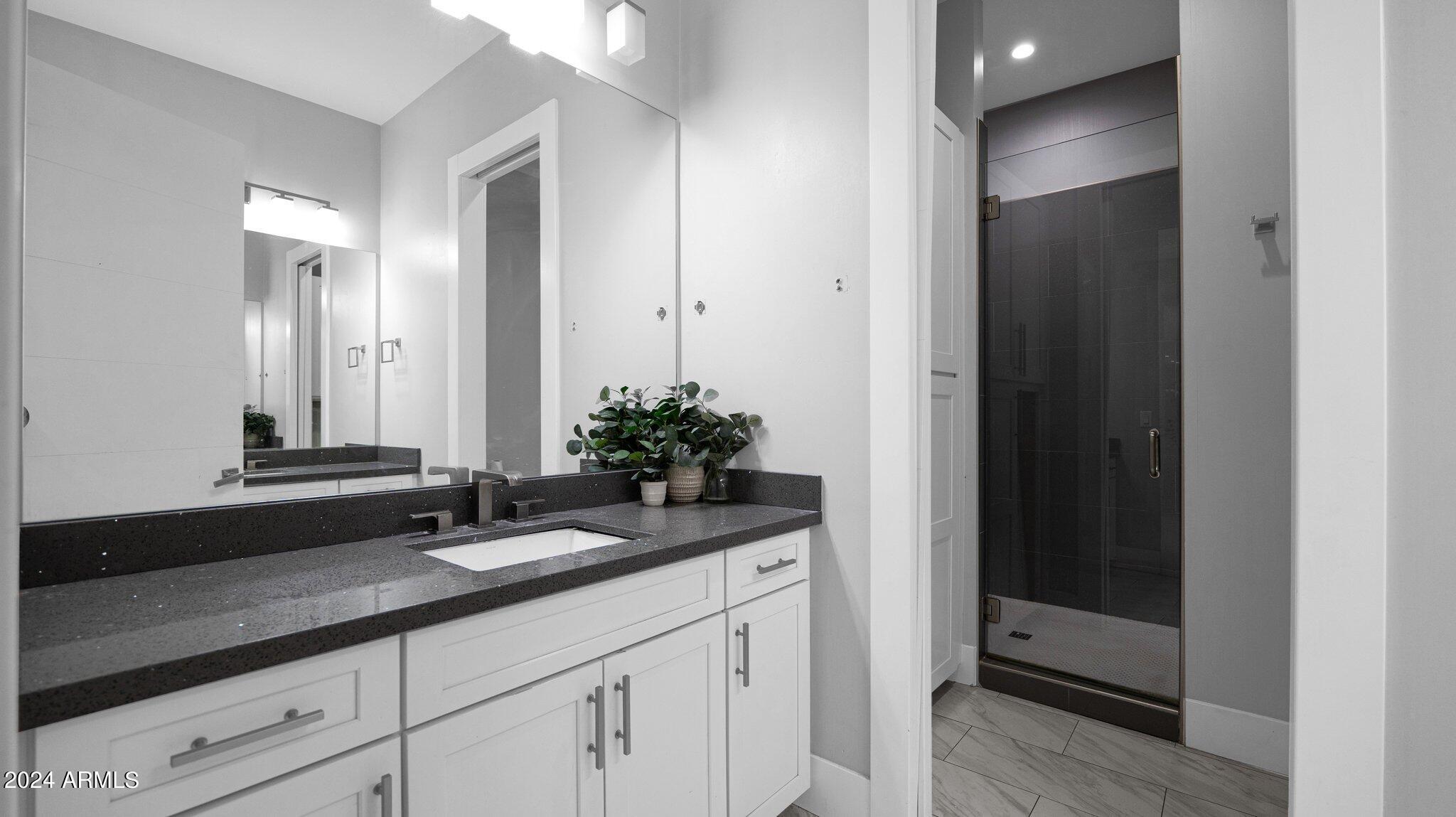 MONTANA DORADA - Residential
