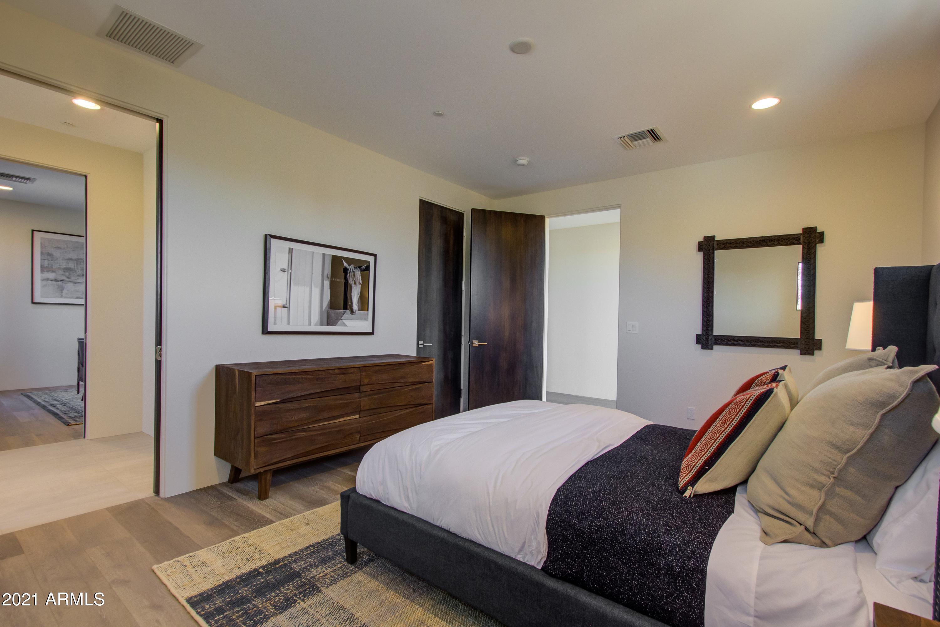 DESERT MOUNTAIN PHASE 1 UNIT 2 LOT 206-335 TR A - Residential