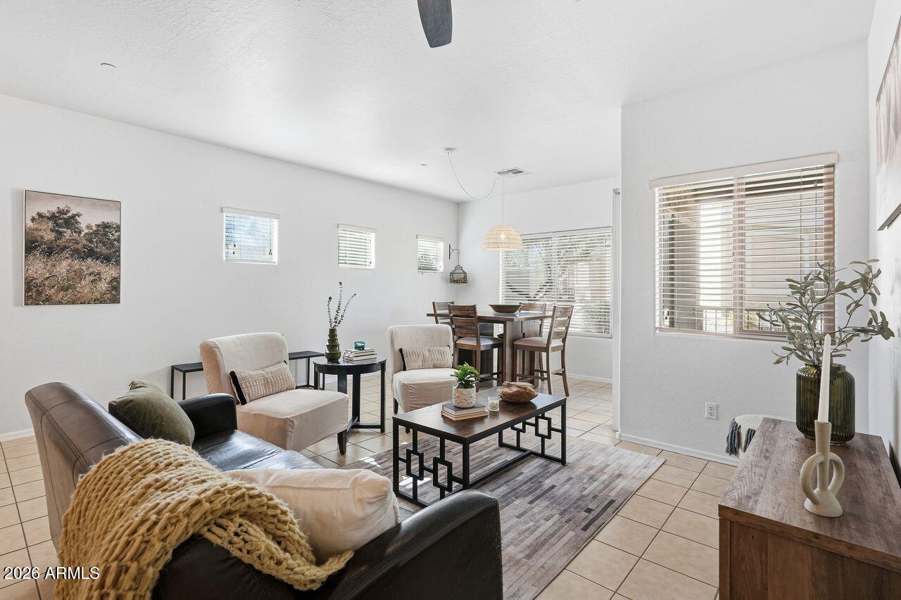 COLONY WASH VISTA CONDOMINIUMS - Residential