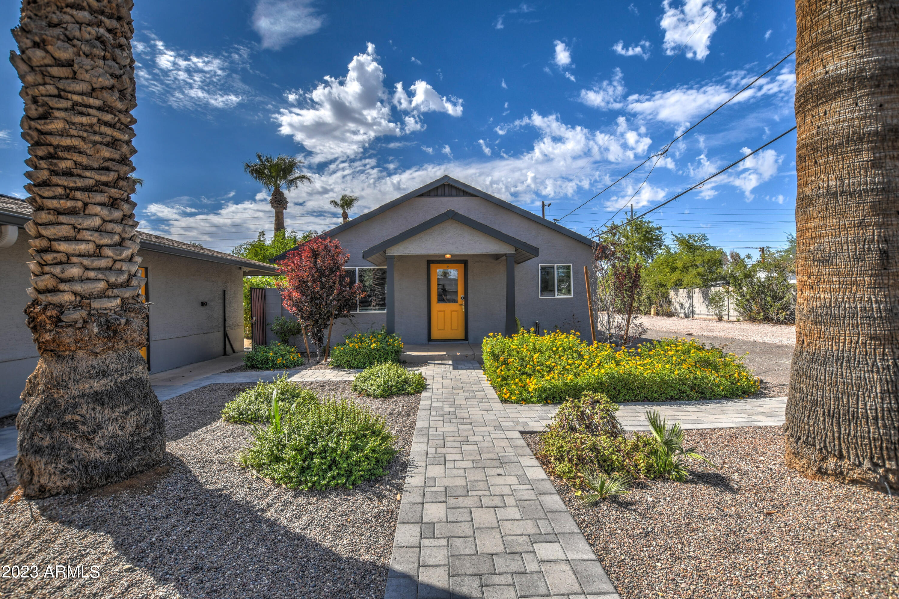 LOS OLIVOS HEIGHTS - Residential Income