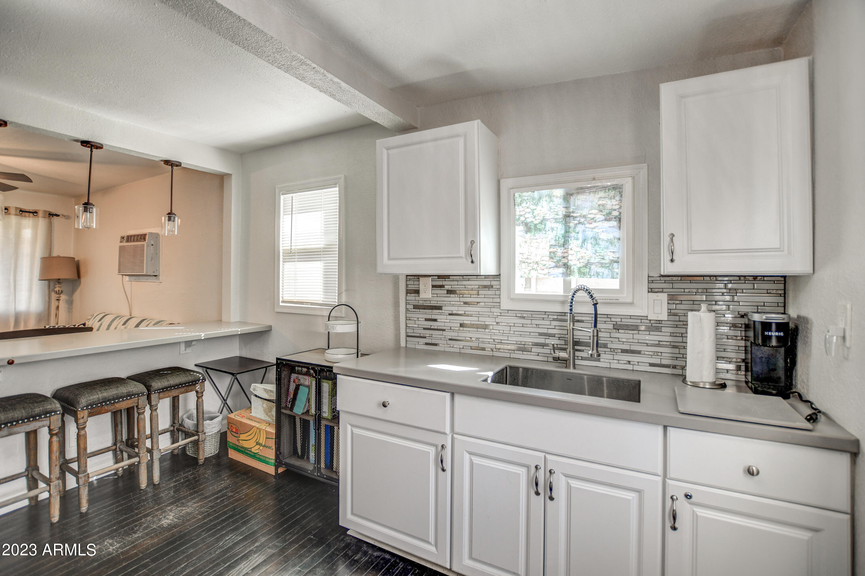 LOS OLIVOS HEIGHTS - Residential Income