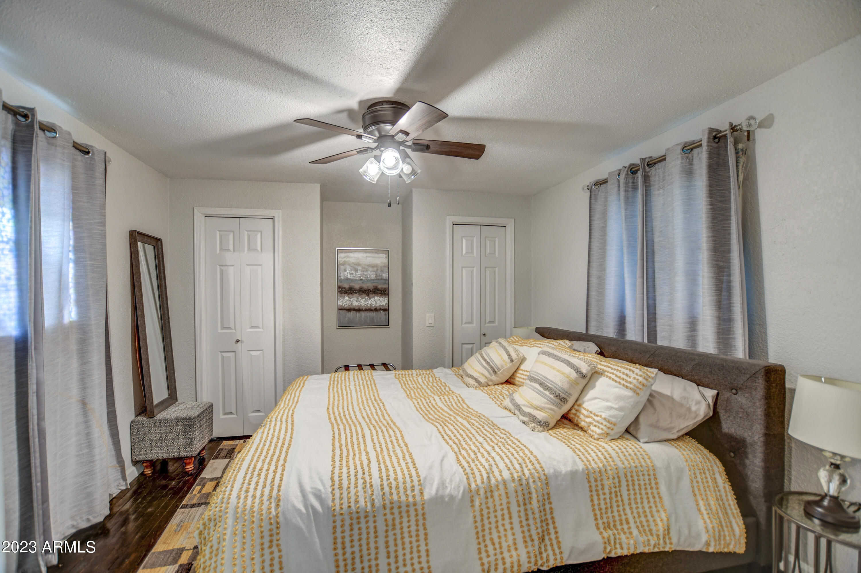LOS OLIVOS HEIGHTS - Residential Income