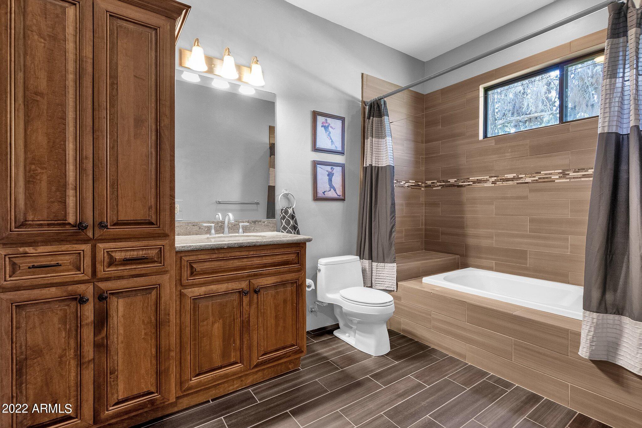 DOUBLETREE ESTATES - Residential