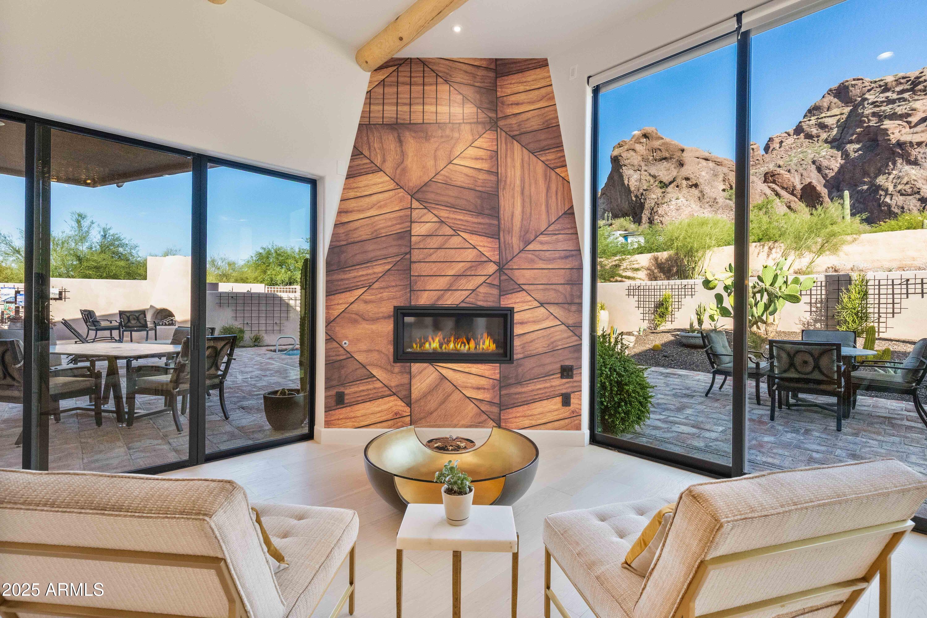 ECHO CANYON - Residential