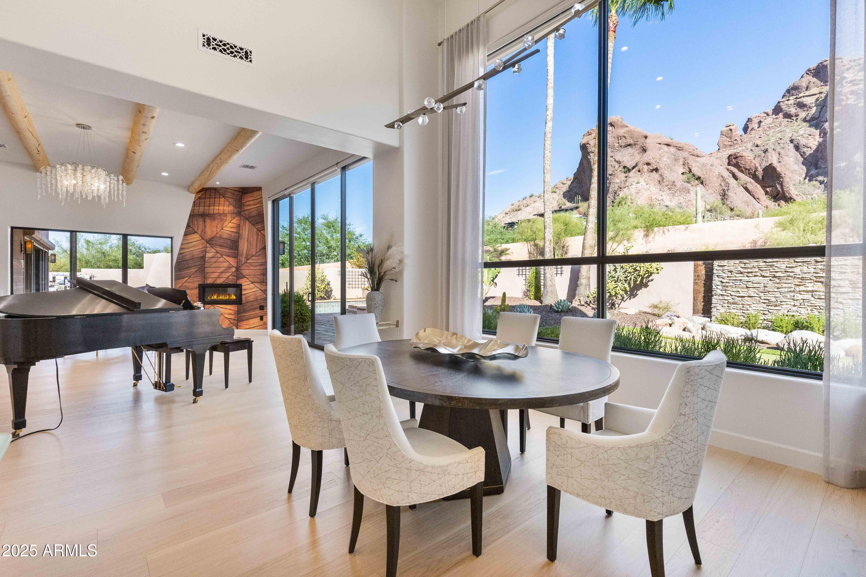 ECHO CANYON - Residential